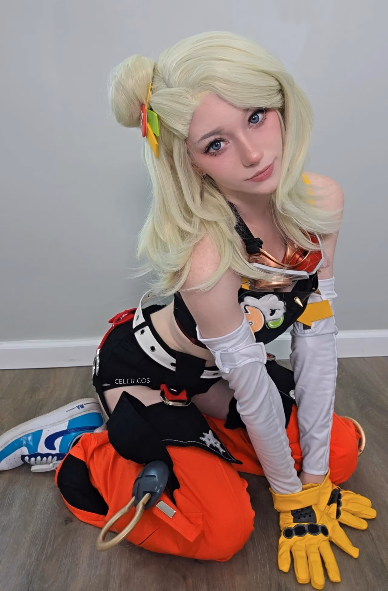 Celebi Cosplays as Piper Wheel — cosplay photo 9 of 14