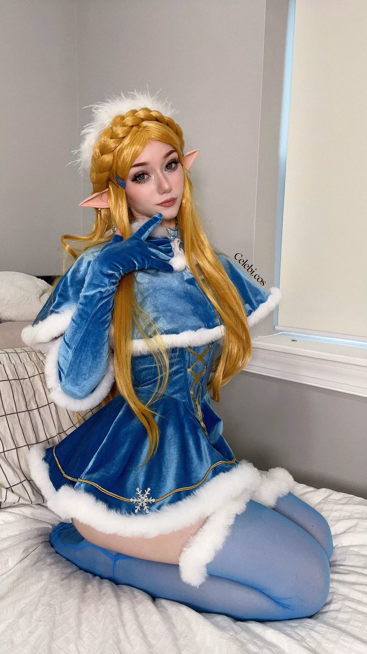 Celebi Cosplays as Princess Zelda — cosplay photo 11 of 17