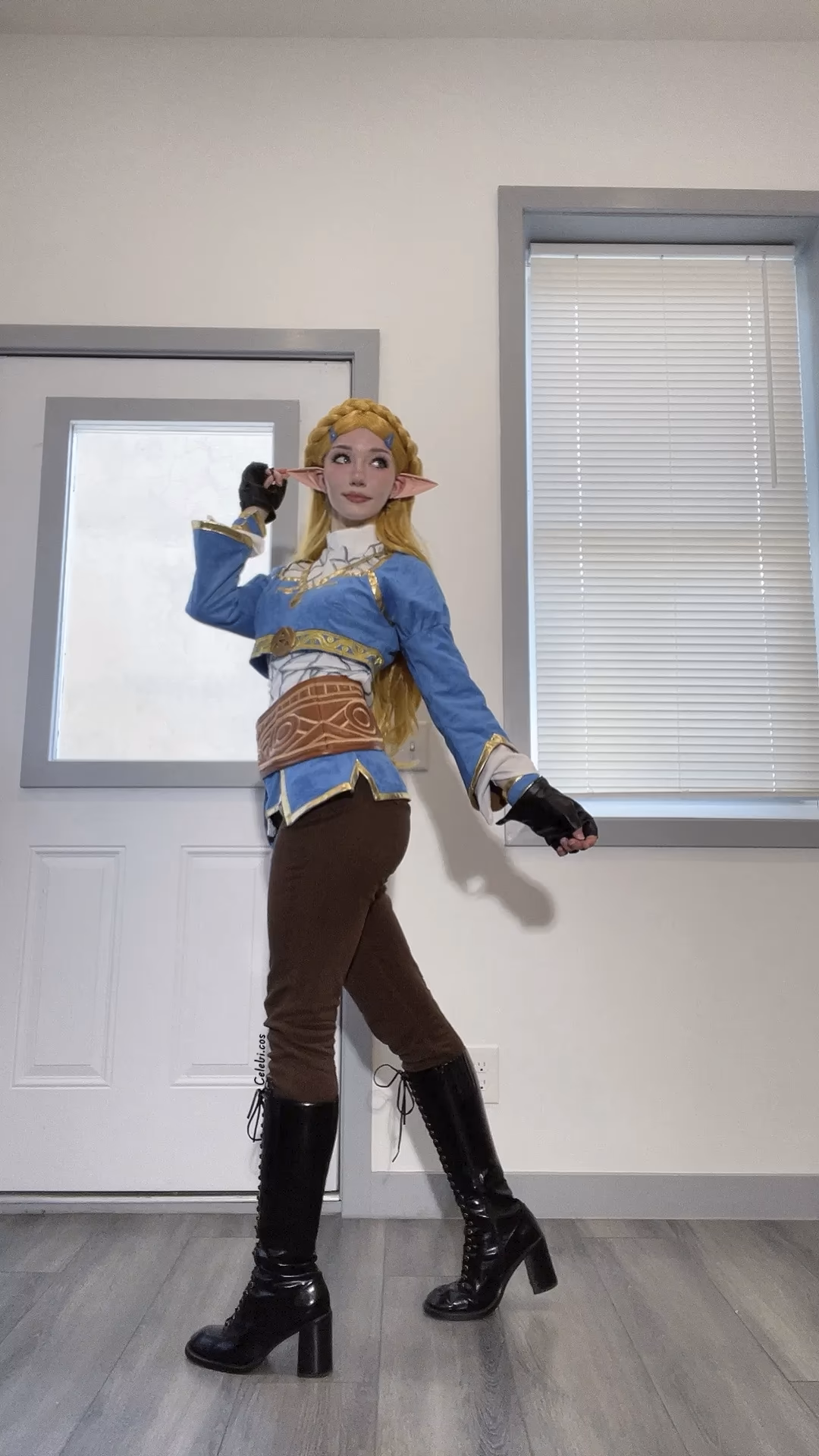 Celebi Cosplays as Princess Zelda — cosplay photo 12 of 15