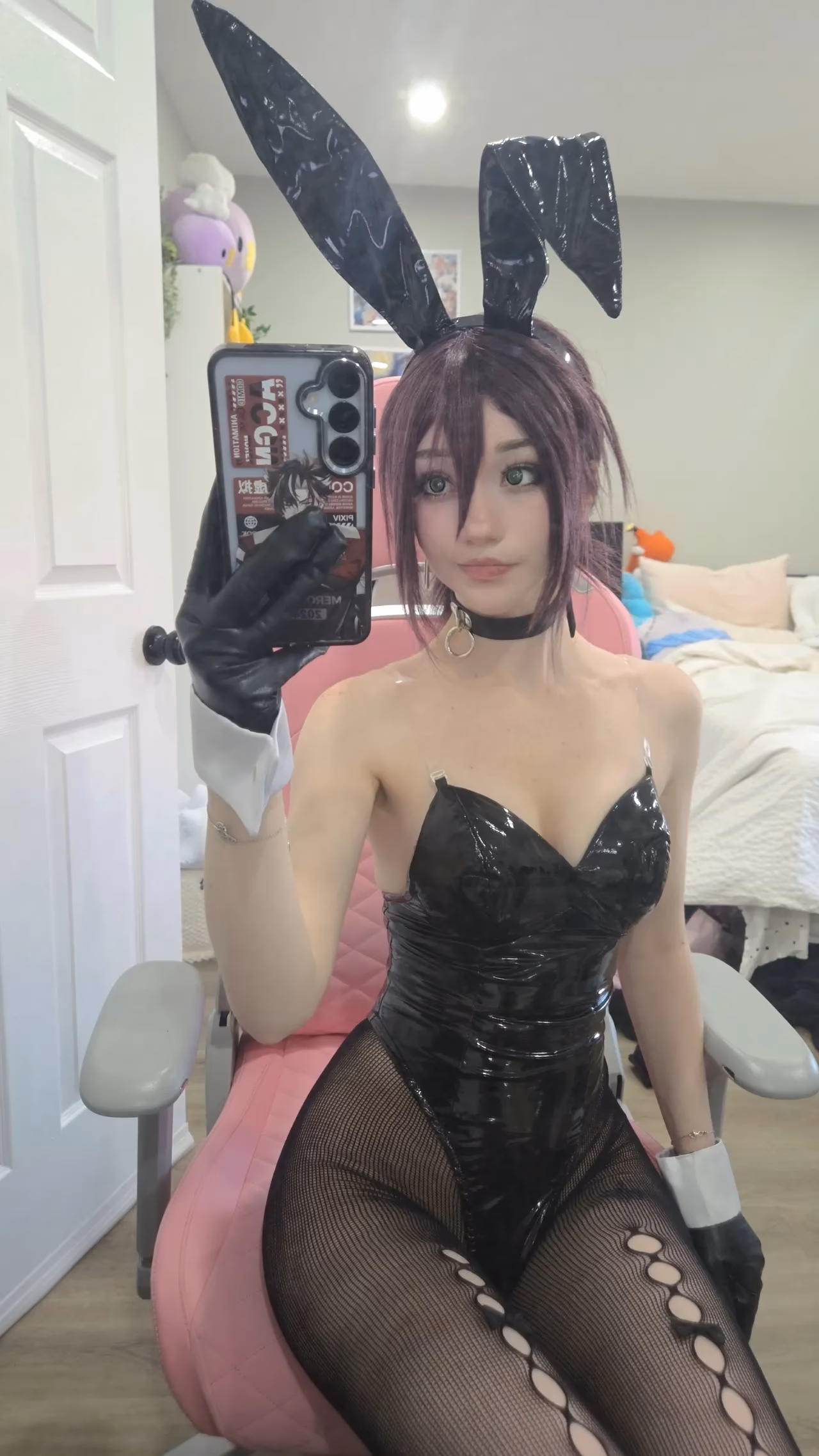 Celebi Cosplays as Reze — cosplay photo 13 of 24