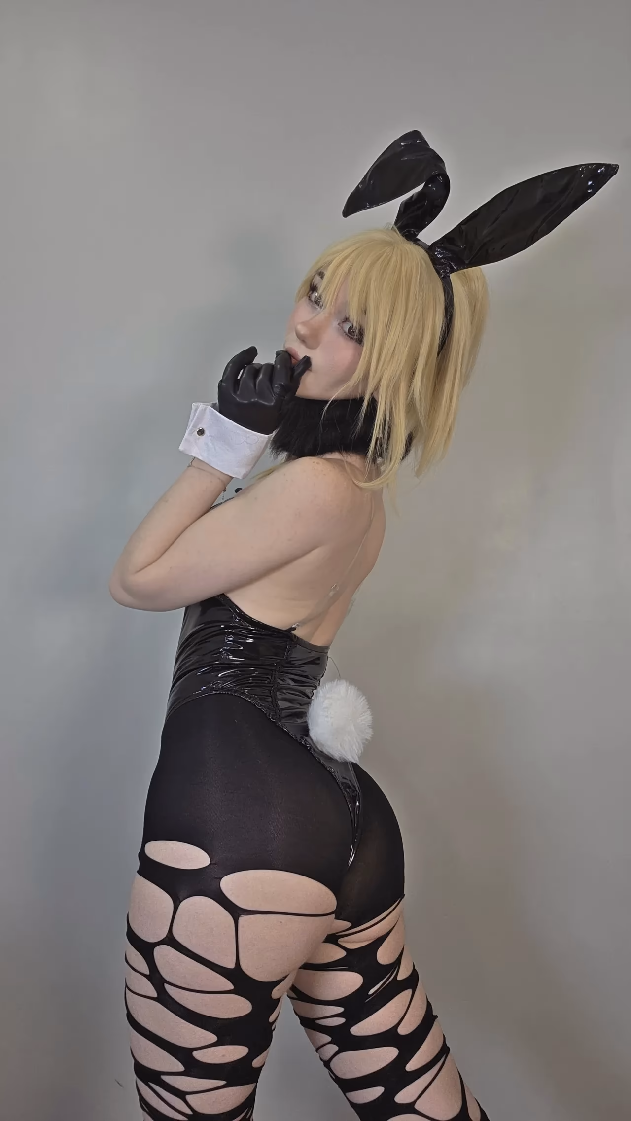 Celebi Cosplays as Samus Aran — cosplay photo 3 of 28