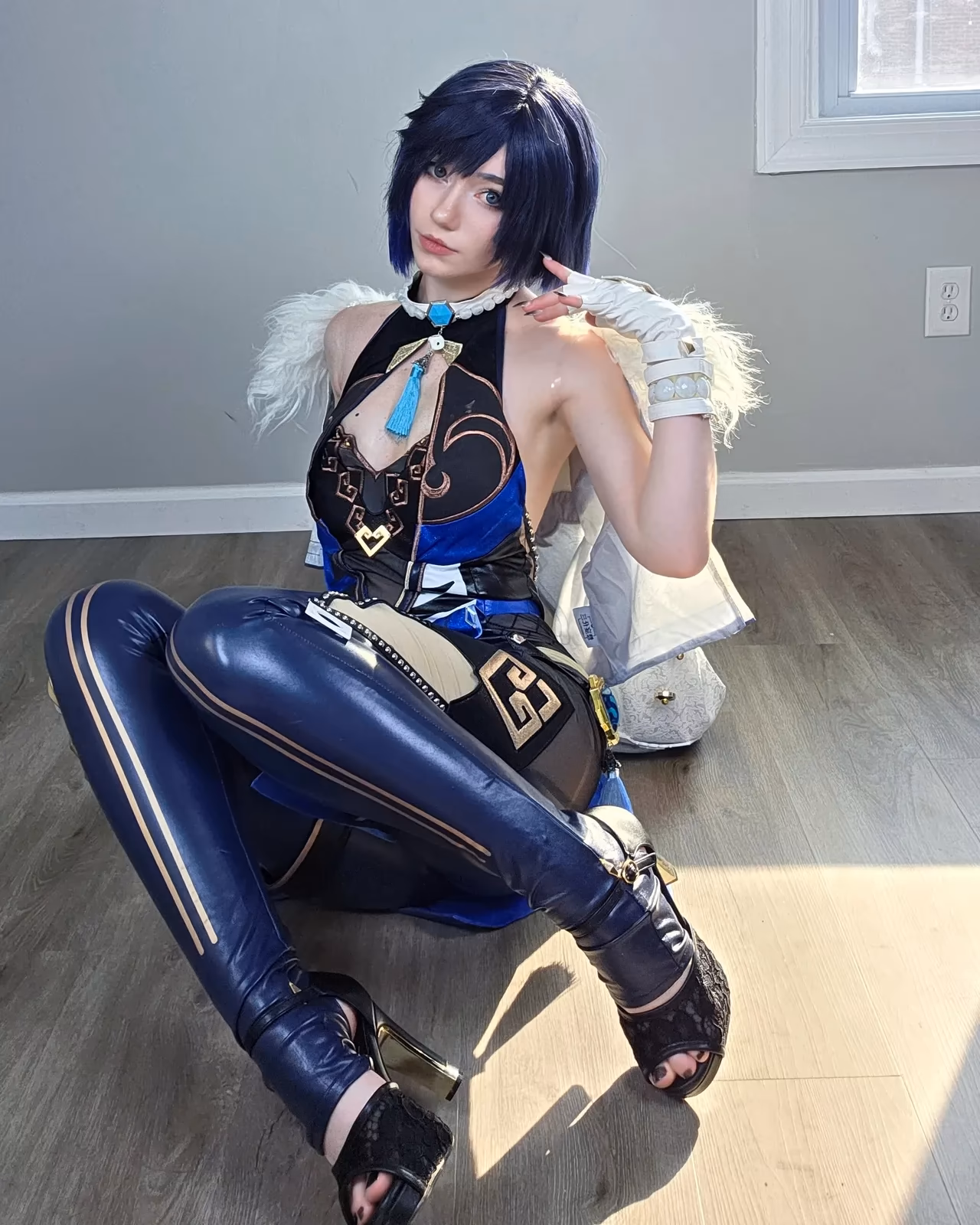 Celebi Cosplays as Yelan — cosplay photo 13 of 16