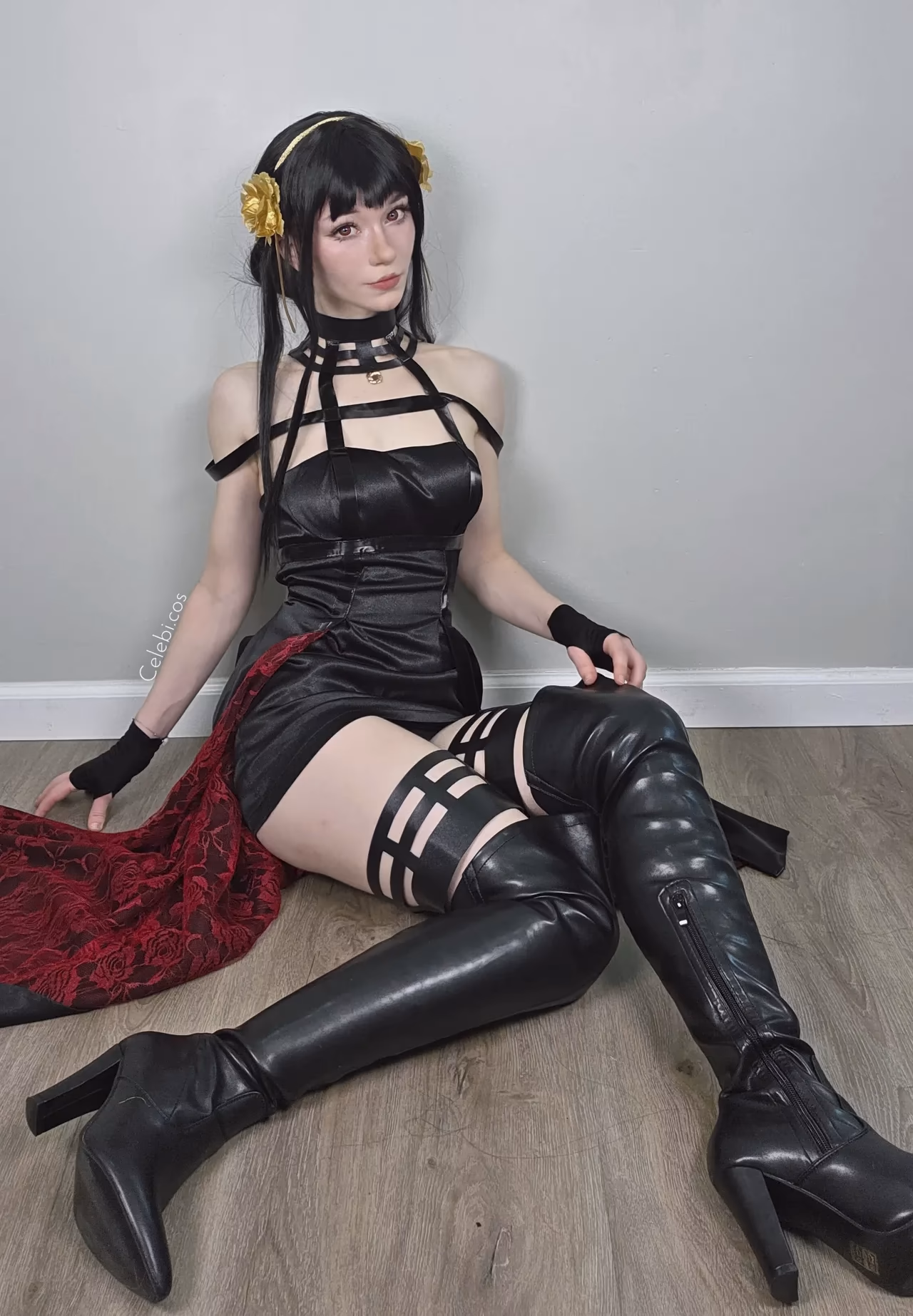 Celebi Cosplays as Yor Forger — cosplay photo 10 of 19