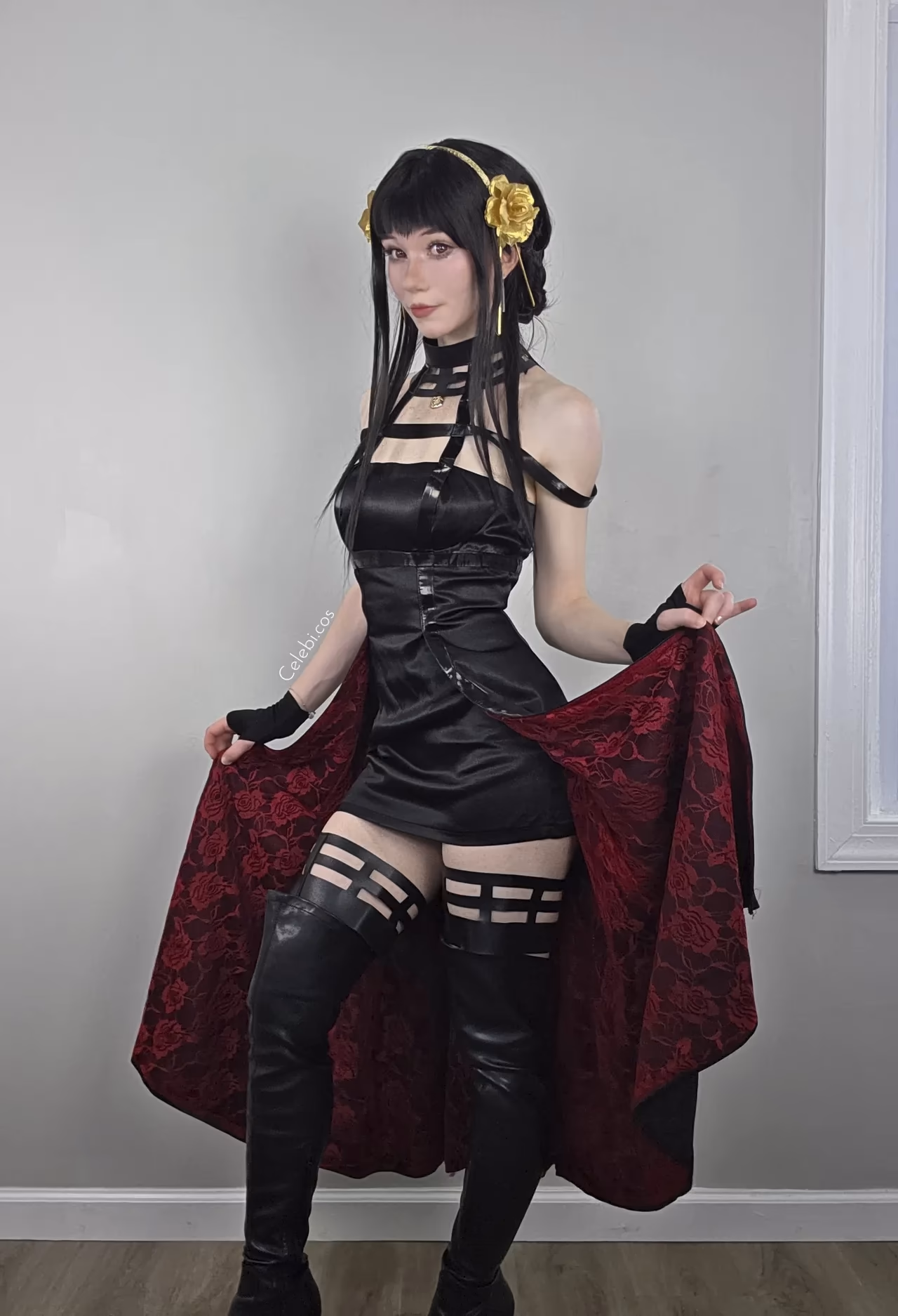 Celebi Cosplays as Yor Forger — cosplay photo 8 of 19