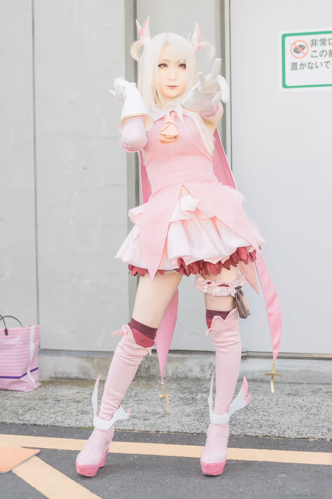 Chamomile as Illyasviel Von Einzbern — cosplay photo 17 of 23