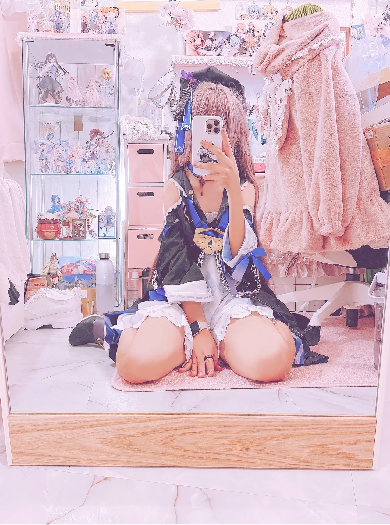 Chino Maron as The Herta — cosplay photo 10 of 14
