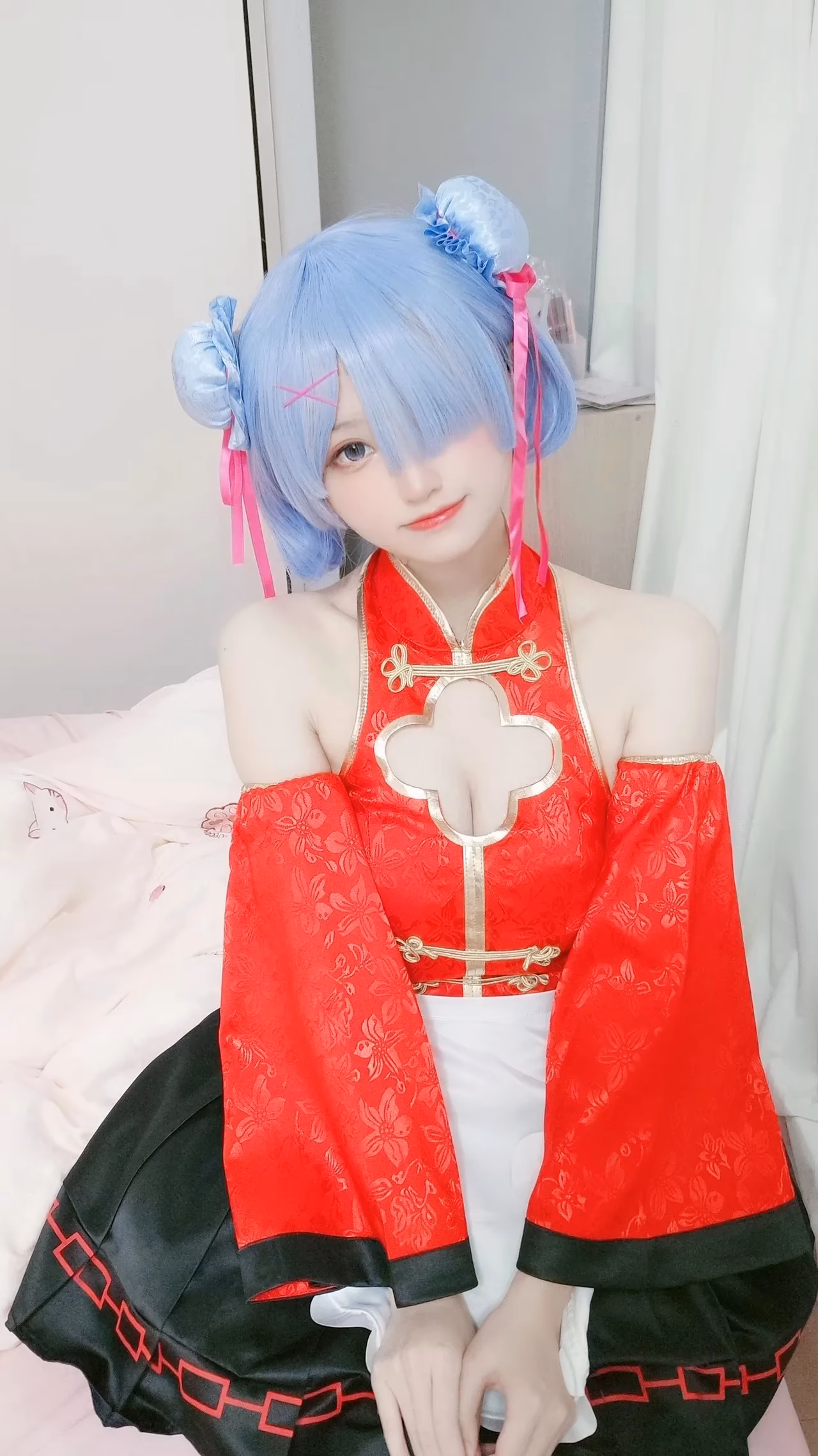 Chiyo as Rem — cosplay photo 2 of 13