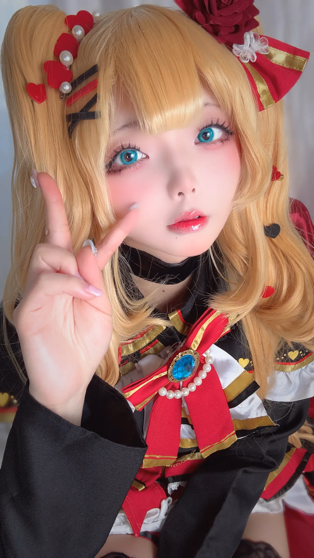 Chuchu Nagomitei as Haachama (Akai Haato) — cosplay photo 11 of 95