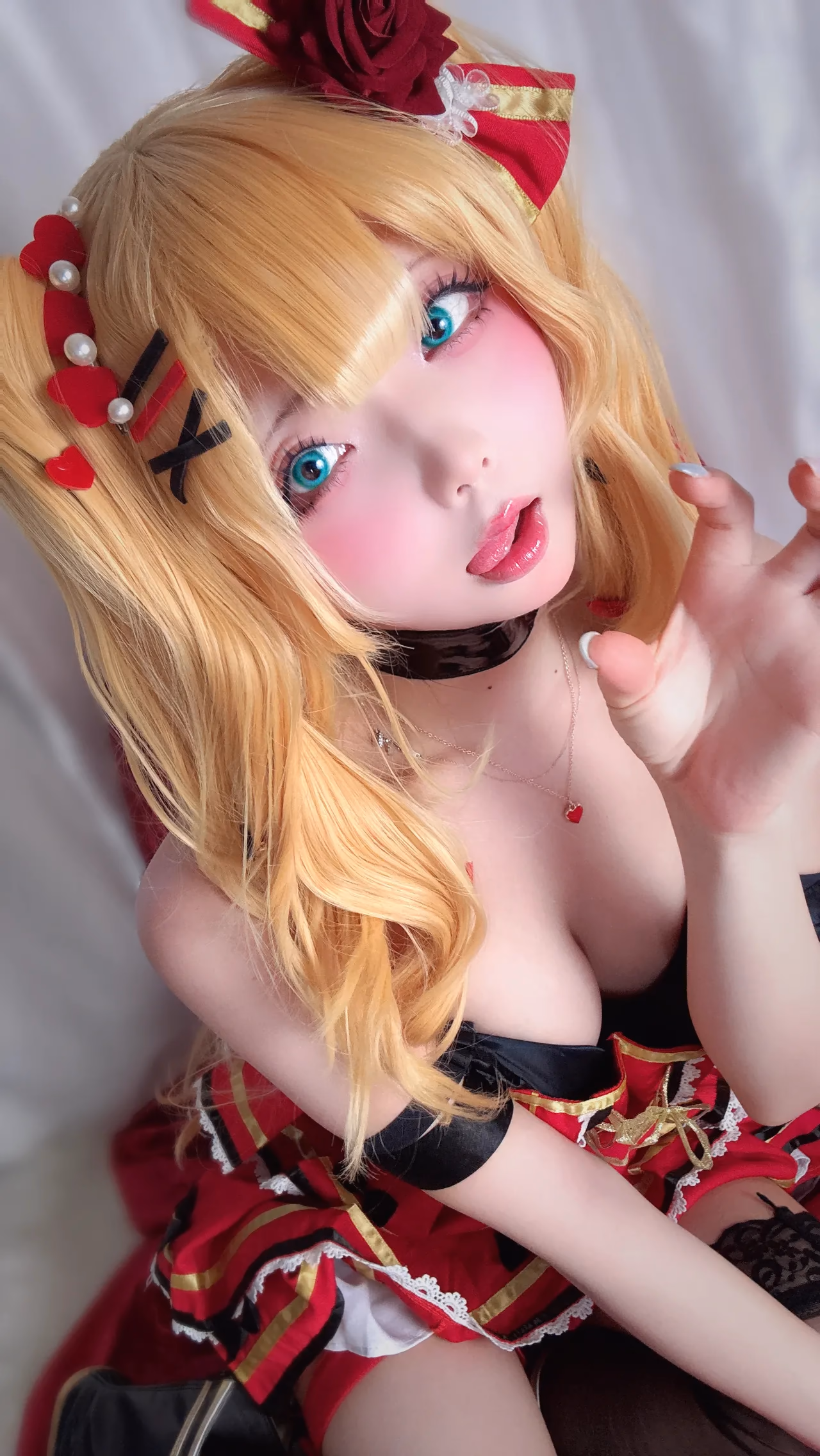 Chuchu Nagomitei as Haachama (Akai Haato) — cosplay photo 75 of 95