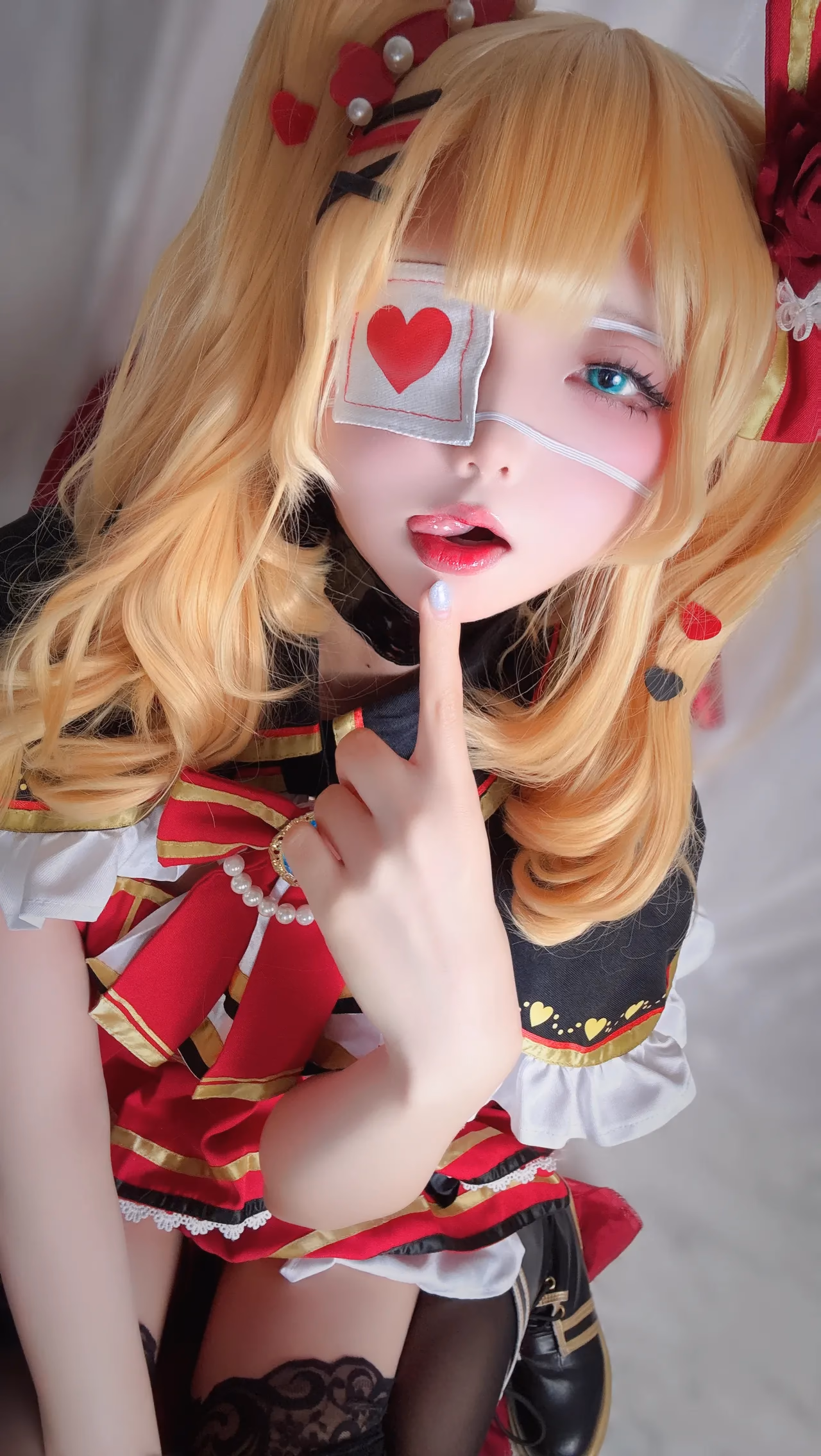 Chuchu Nagomitei as Haachama (Akai Haato) — cosplay photo 93 of 95