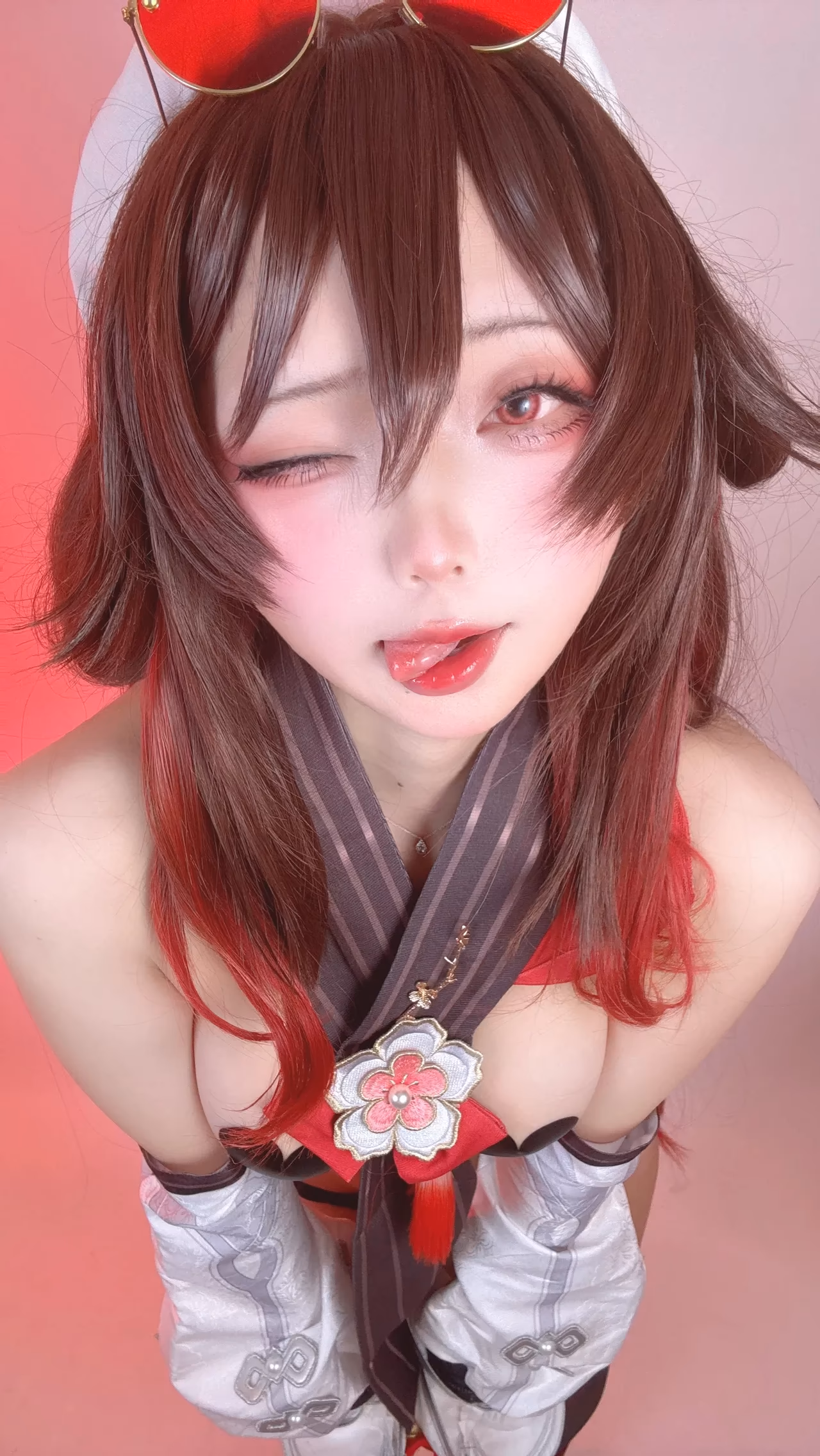 Chuchu Nagomitei as Hu Tao — cosplay photo 117 of 136