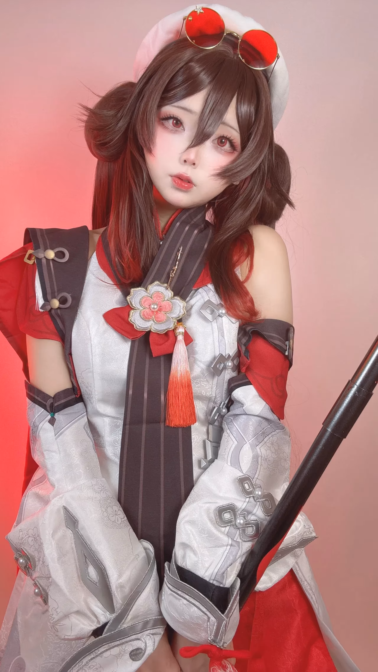 Chuchu Nagomitei as Hu Tao — cosplay photo 20 of 136