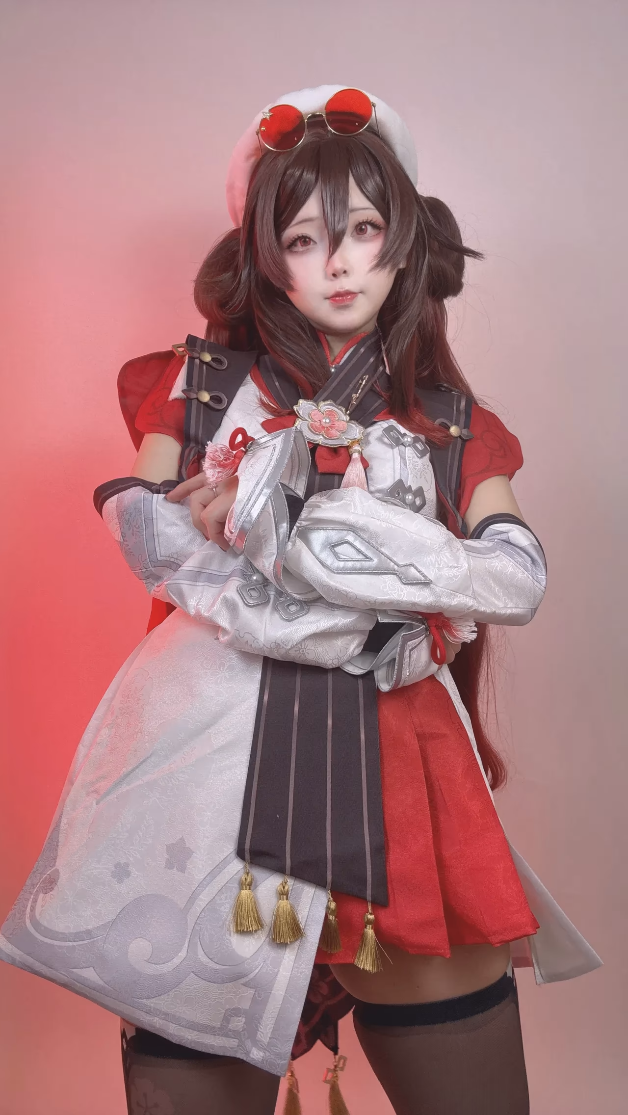 Chuchu Nagomitei as Hu Tao — cosplay photo 36 of 136