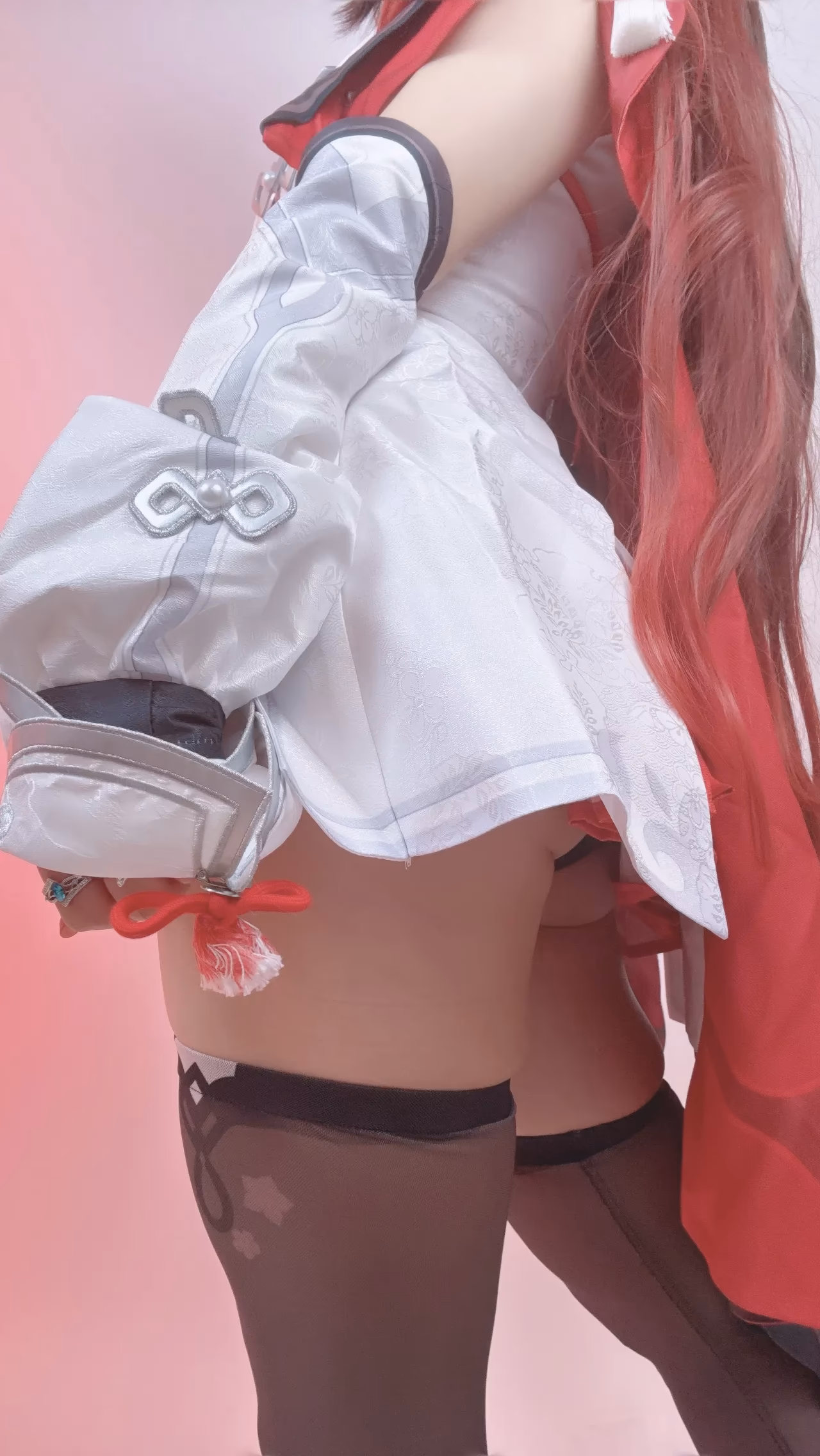 Chuchu Nagomitei as Hu Tao — cosplay photo 68 of 136