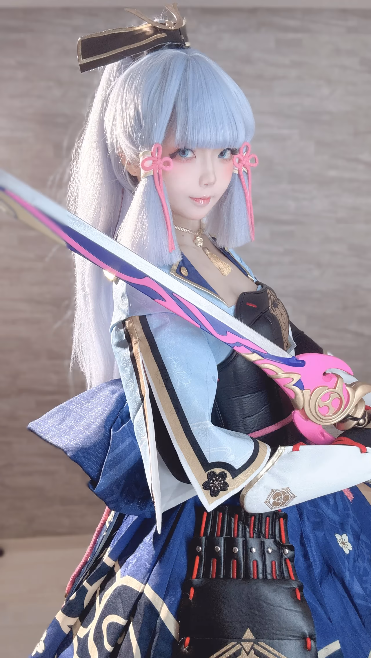 Chuchu Nagomitei as Kamisato Ayaka — cosplay photo 14 of 110