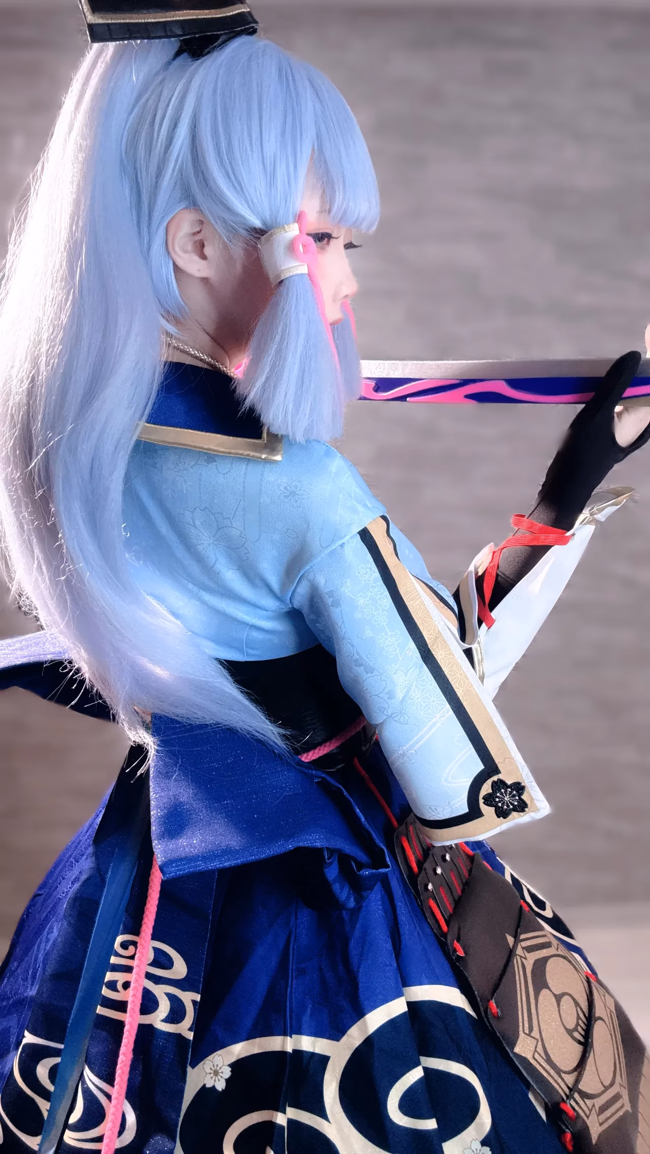 Chuchu Nagomitei as Kamisato Ayaka — cosplay photo 17 of 110