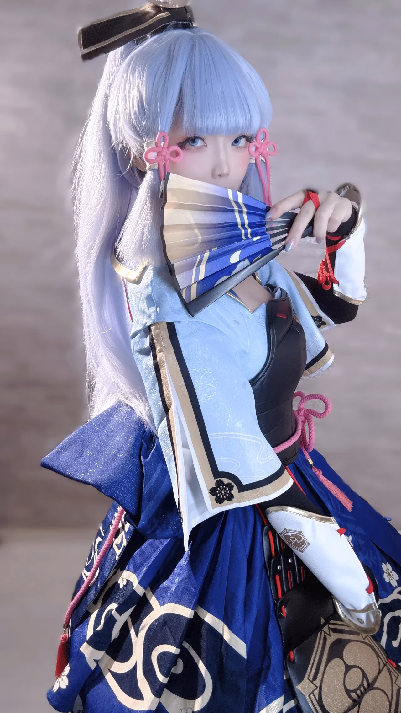 Chuchu Nagomitei as Kamisato Ayaka — cosplay photo 24 of 110