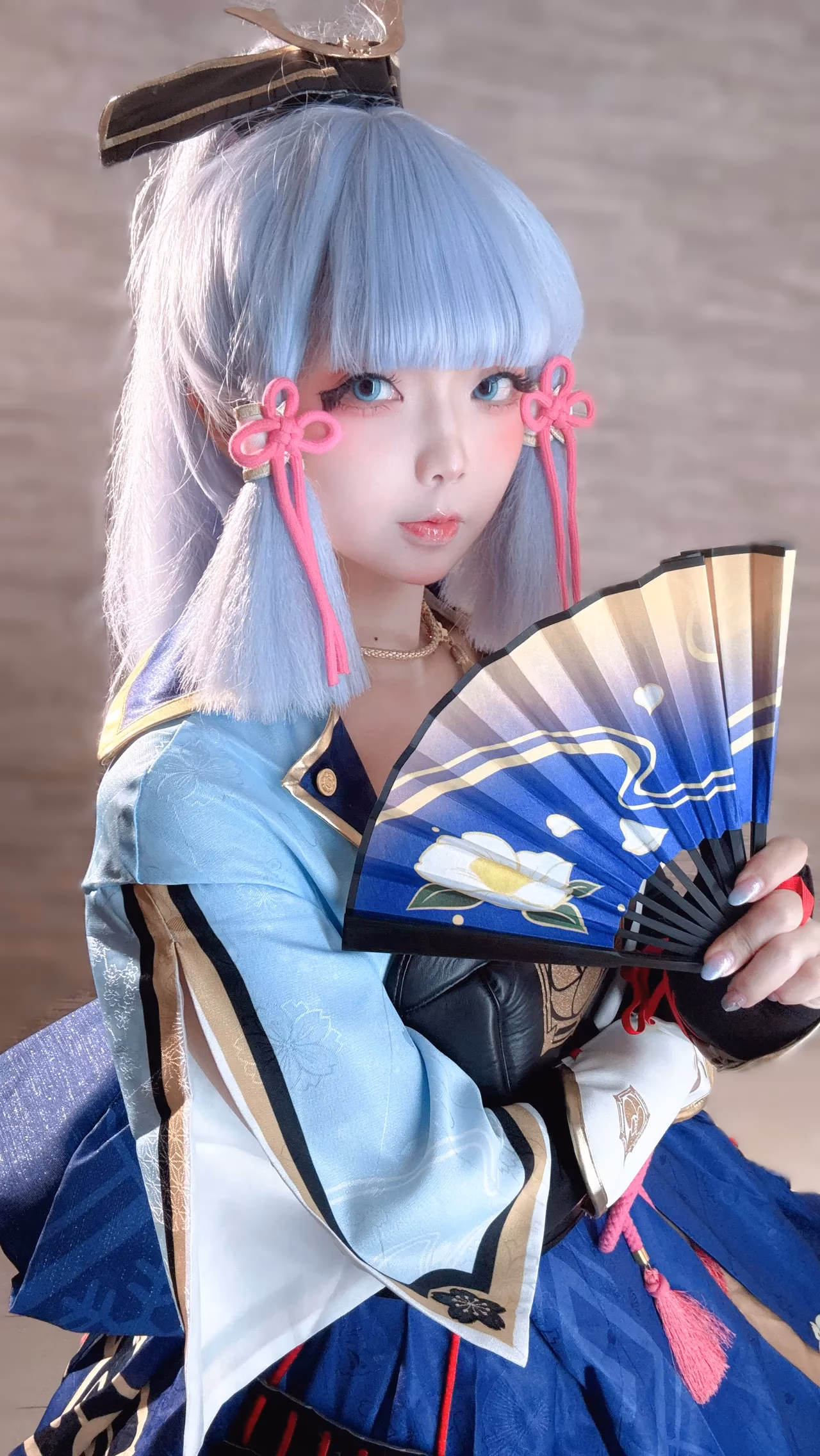 Chuchu Nagomitei as Kamisato Ayaka — cosplay photo 26 of 110
