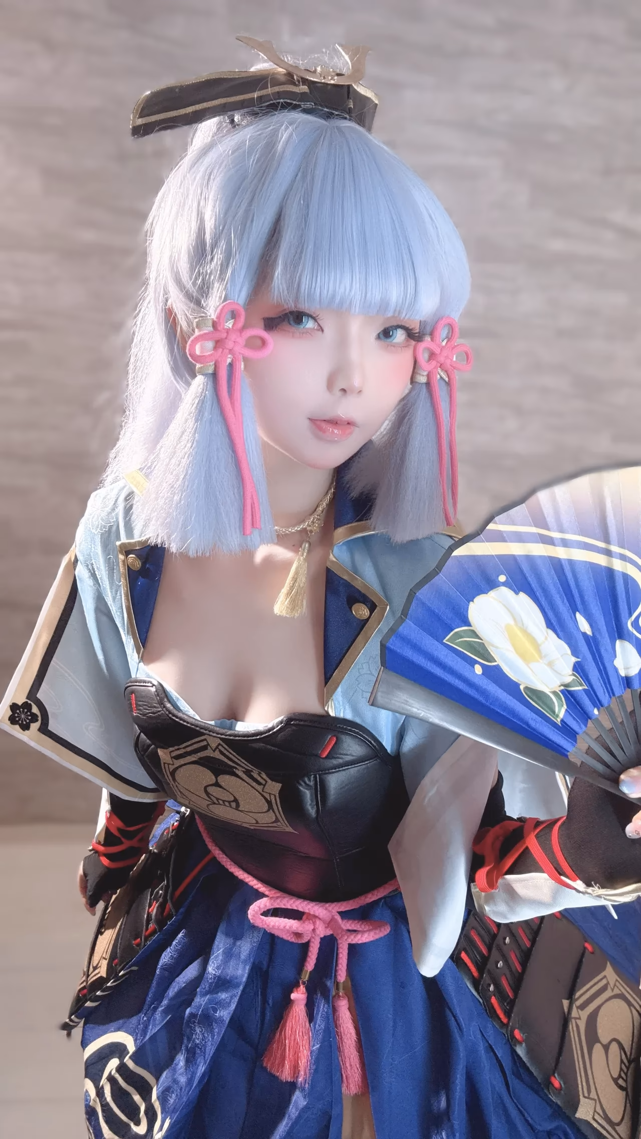 Chuchu Nagomitei as Kamisato Ayaka — cosplay photo 29 of 110