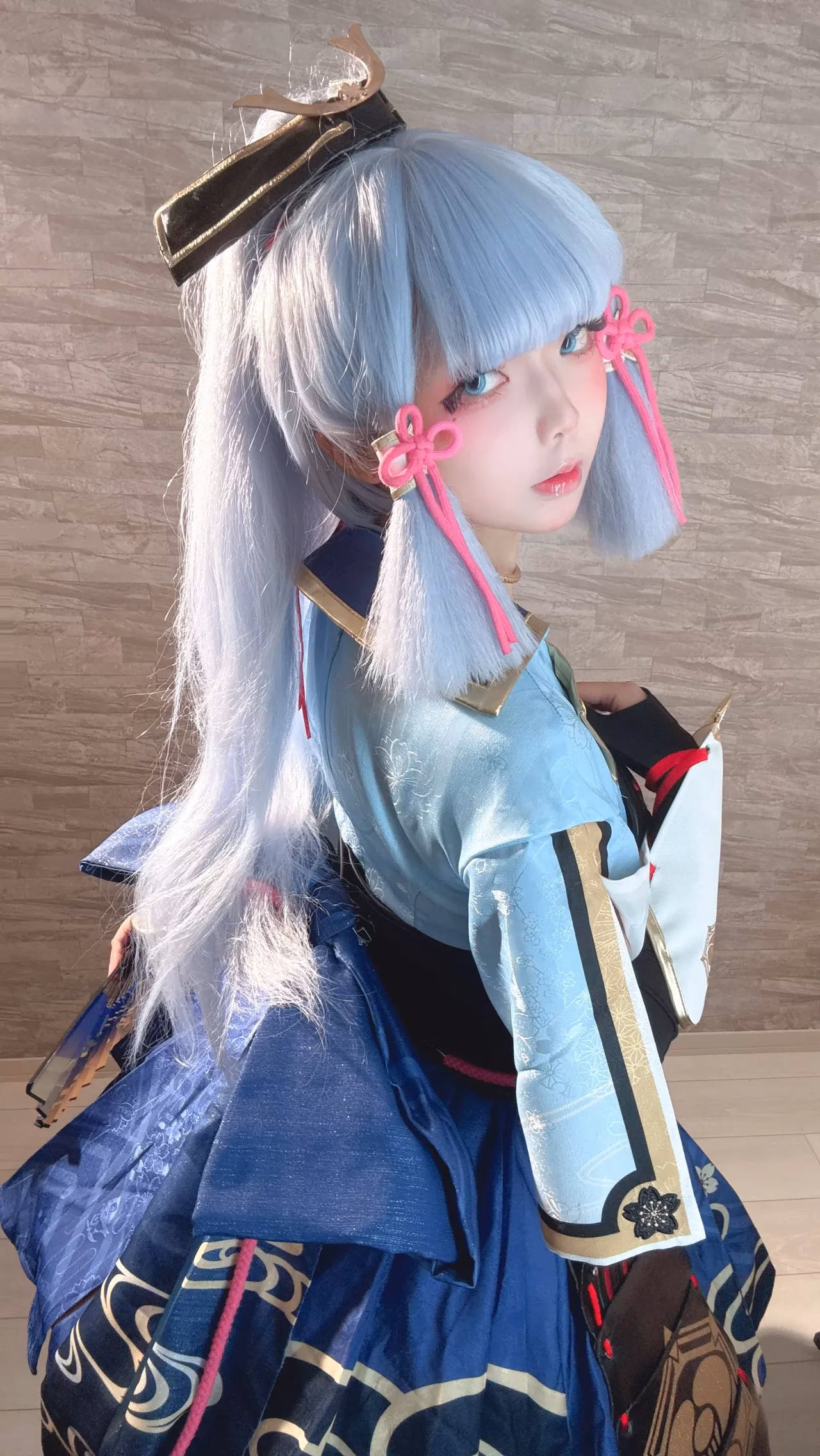 Chuchu Nagomitei as Kamisato Ayaka — cosplay photo 35 of 110