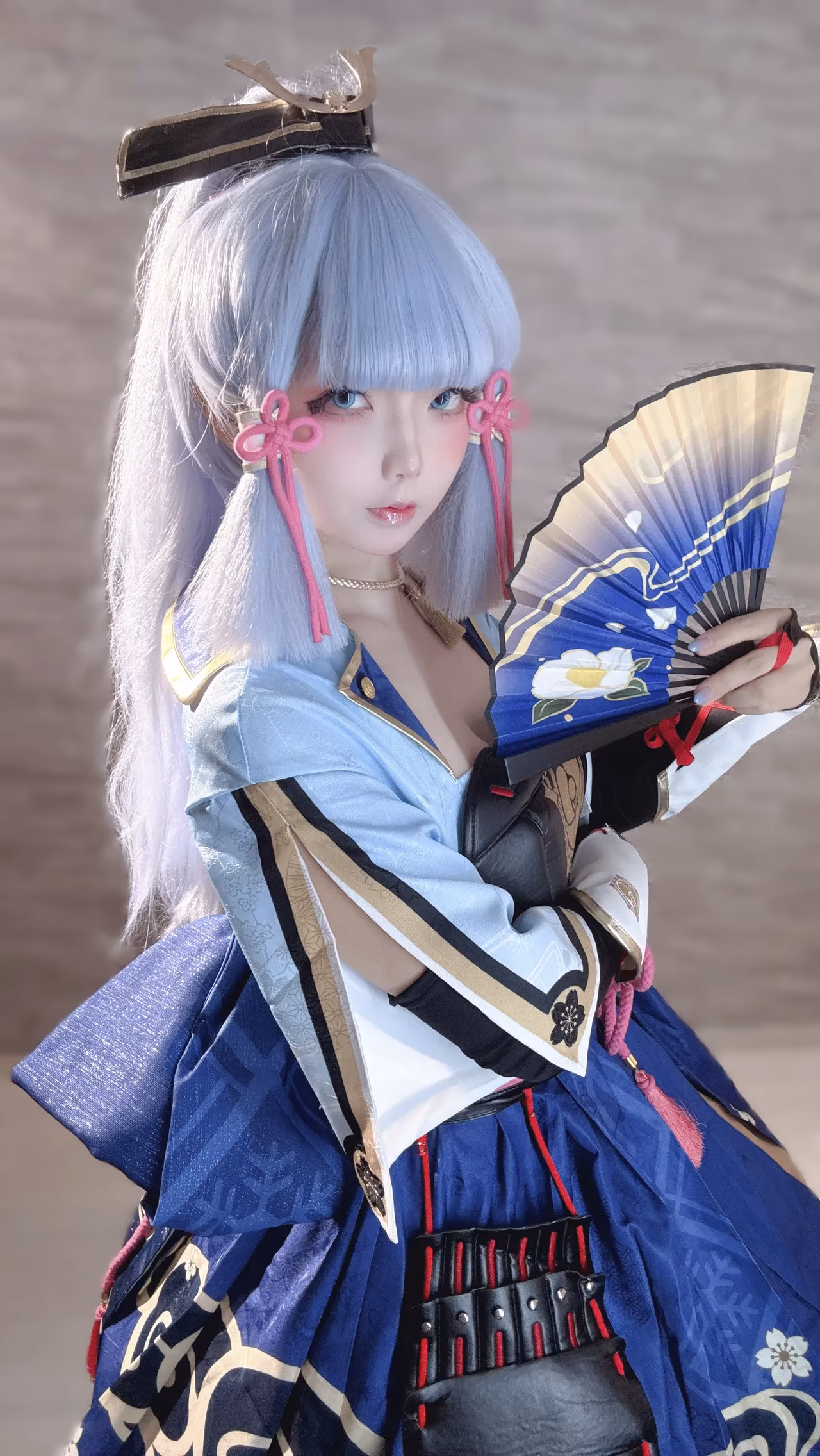 Chuchu Nagomitei as Kamisato Ayaka — cosplay photo 36 of 110