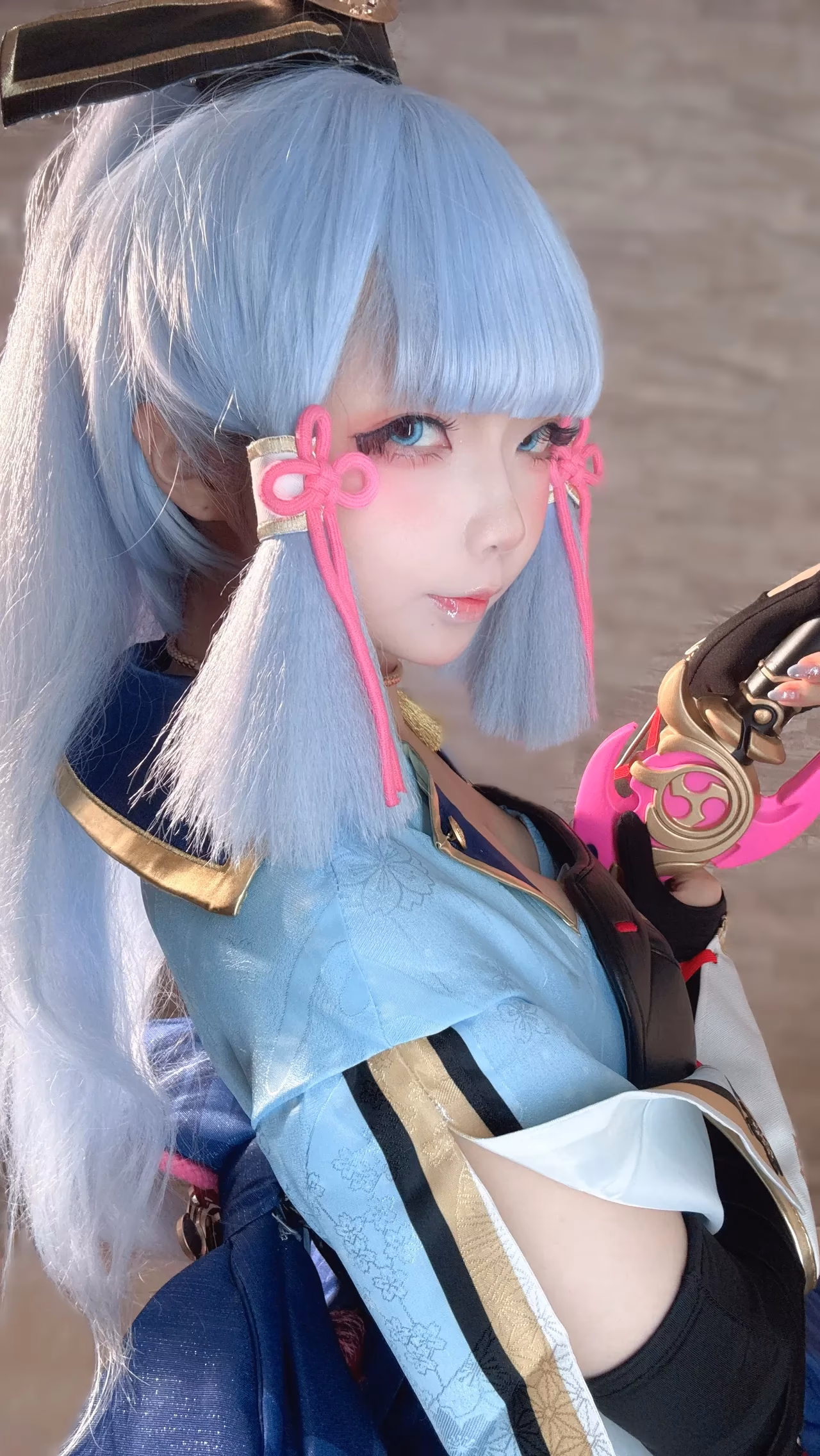 Chuchu Nagomitei as Kamisato Ayaka — cosplay photo 42 of 110