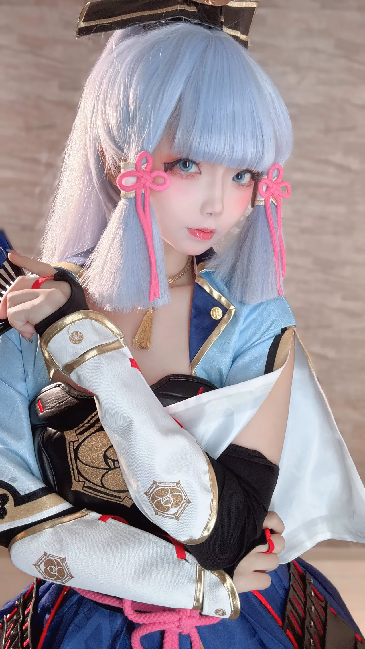 Chuchu Nagomitei as Kamisato Ayaka — cosplay photo 43 of 110
