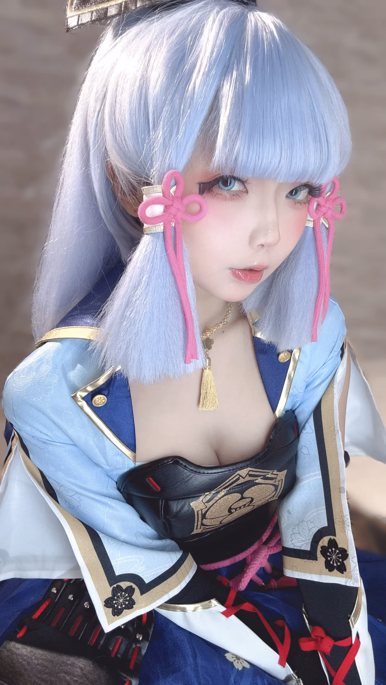 Chuchu Nagomitei as Kamisato Ayaka — cosplay photo 50 of 110