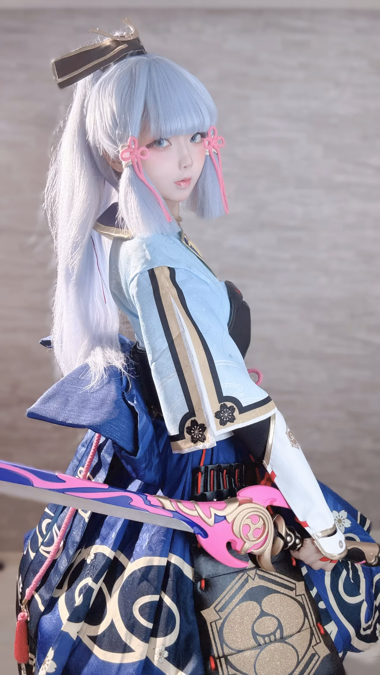 Chuchu Nagomitei as Kamisato Ayaka — cosplay photo 6 of 110