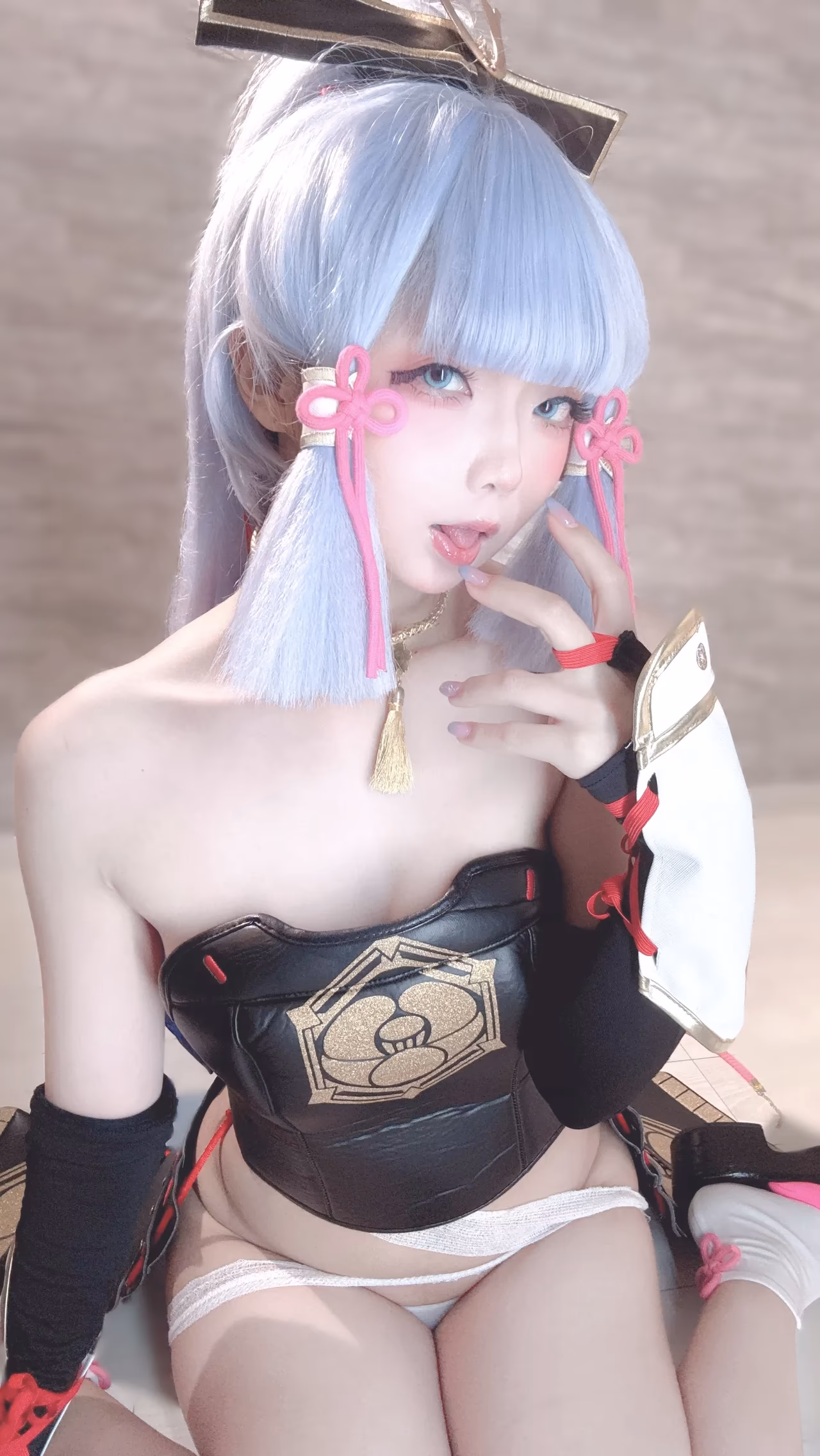 Chuchu Nagomitei as Kamisato Ayaka — cosplay photo 72 of 110