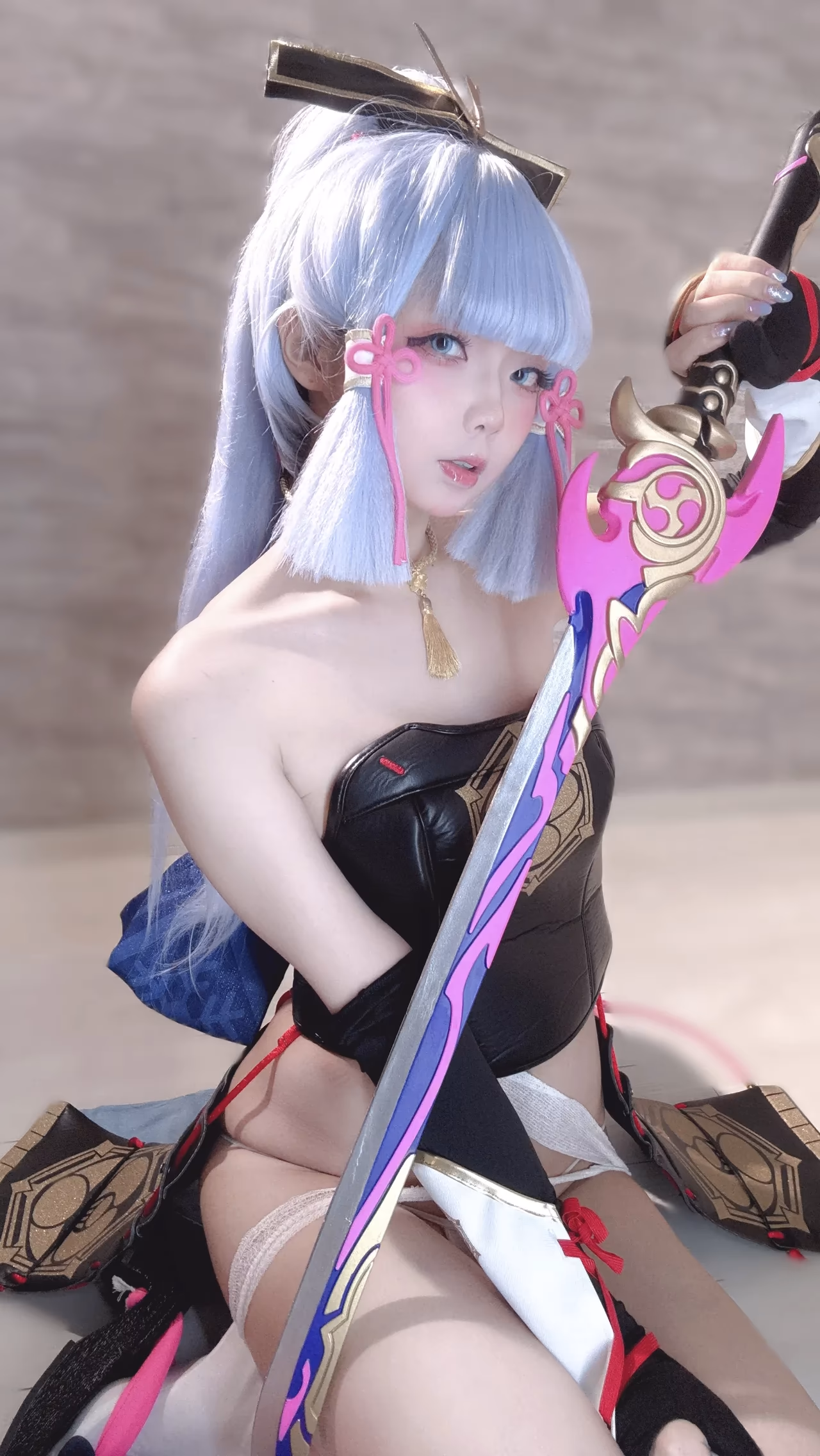 Chuchu Nagomitei as Kamisato Ayaka — cosplay photo 74 of 110