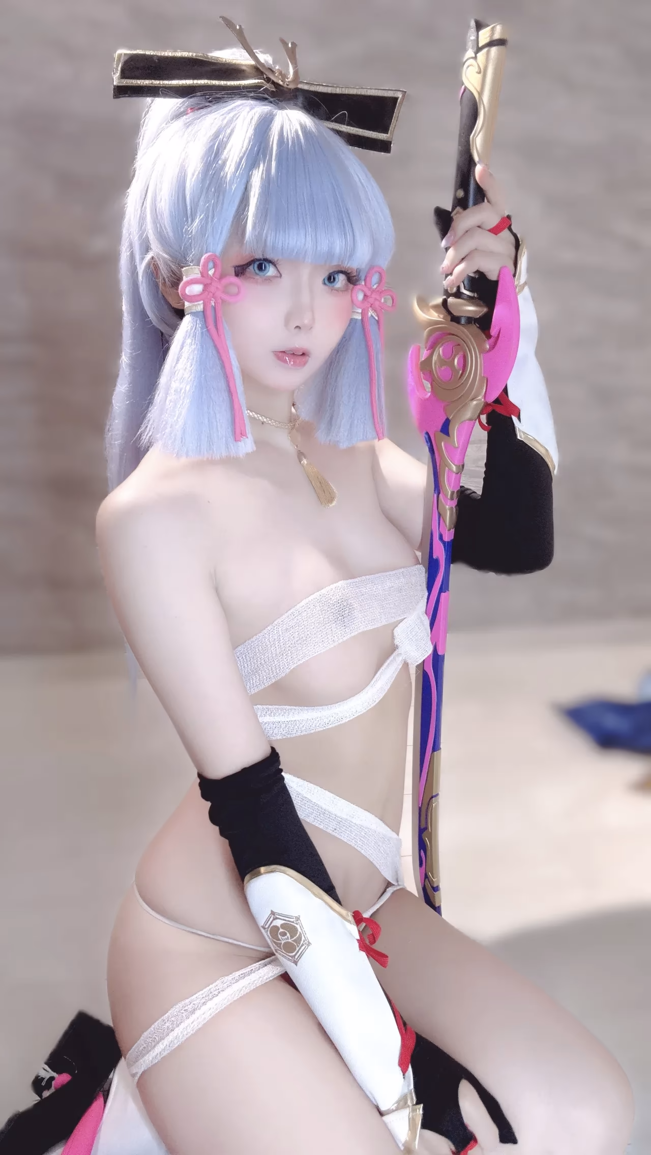 Chuchu Nagomitei as Kamisato Ayaka — cosplay photo 75 of 110