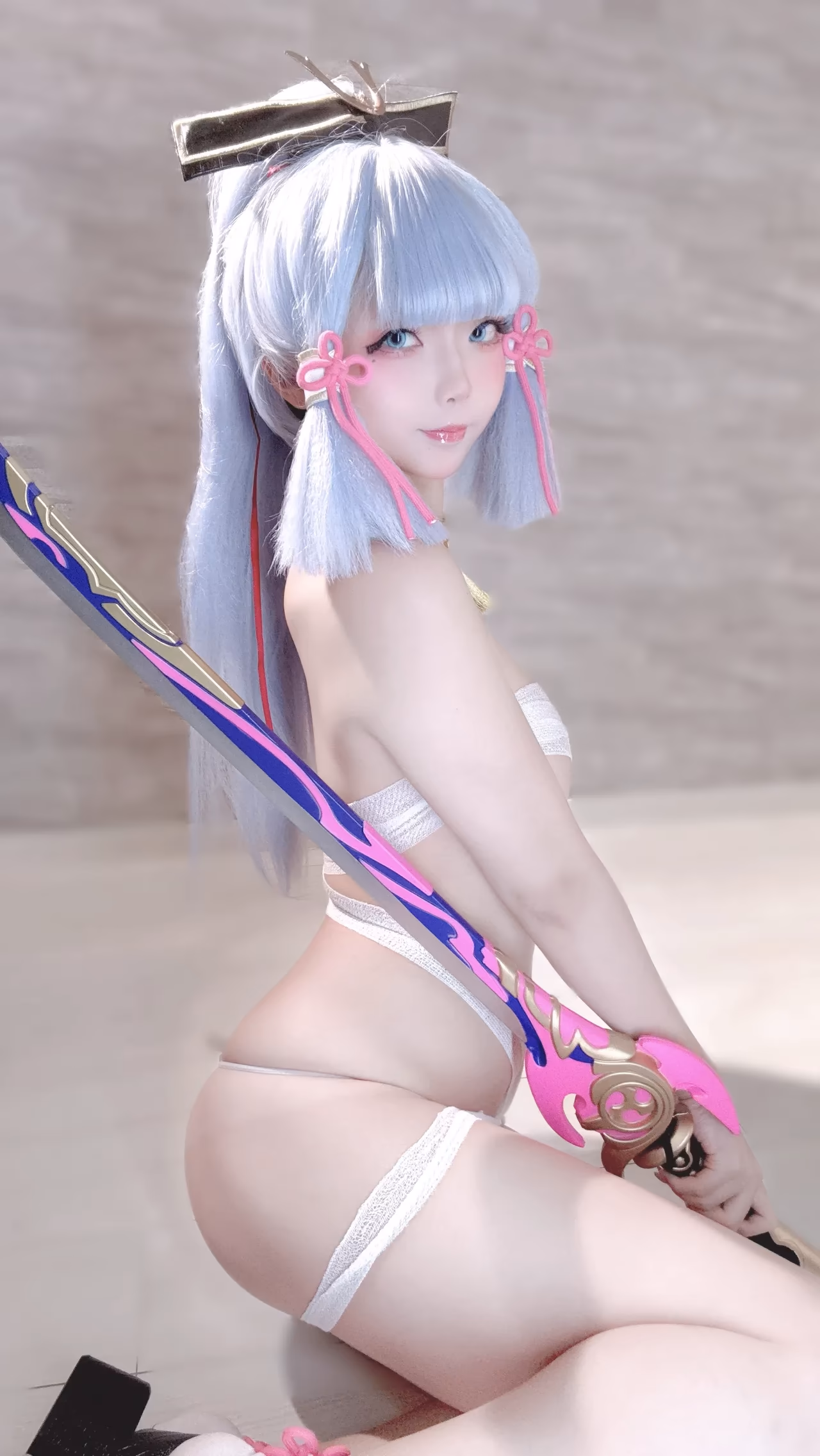 Chuchu Nagomitei as Kamisato Ayaka — cosplay photo 80 of 110