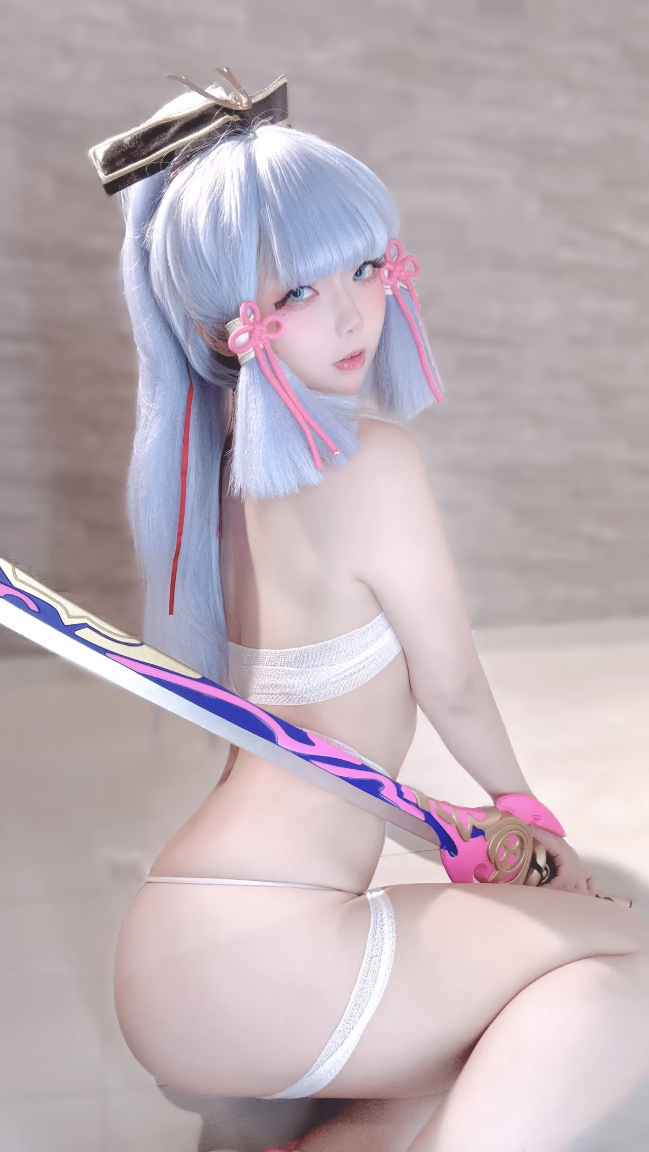 Chuchu Nagomitei as Kamisato Ayaka — cosplay photo 83 of 110