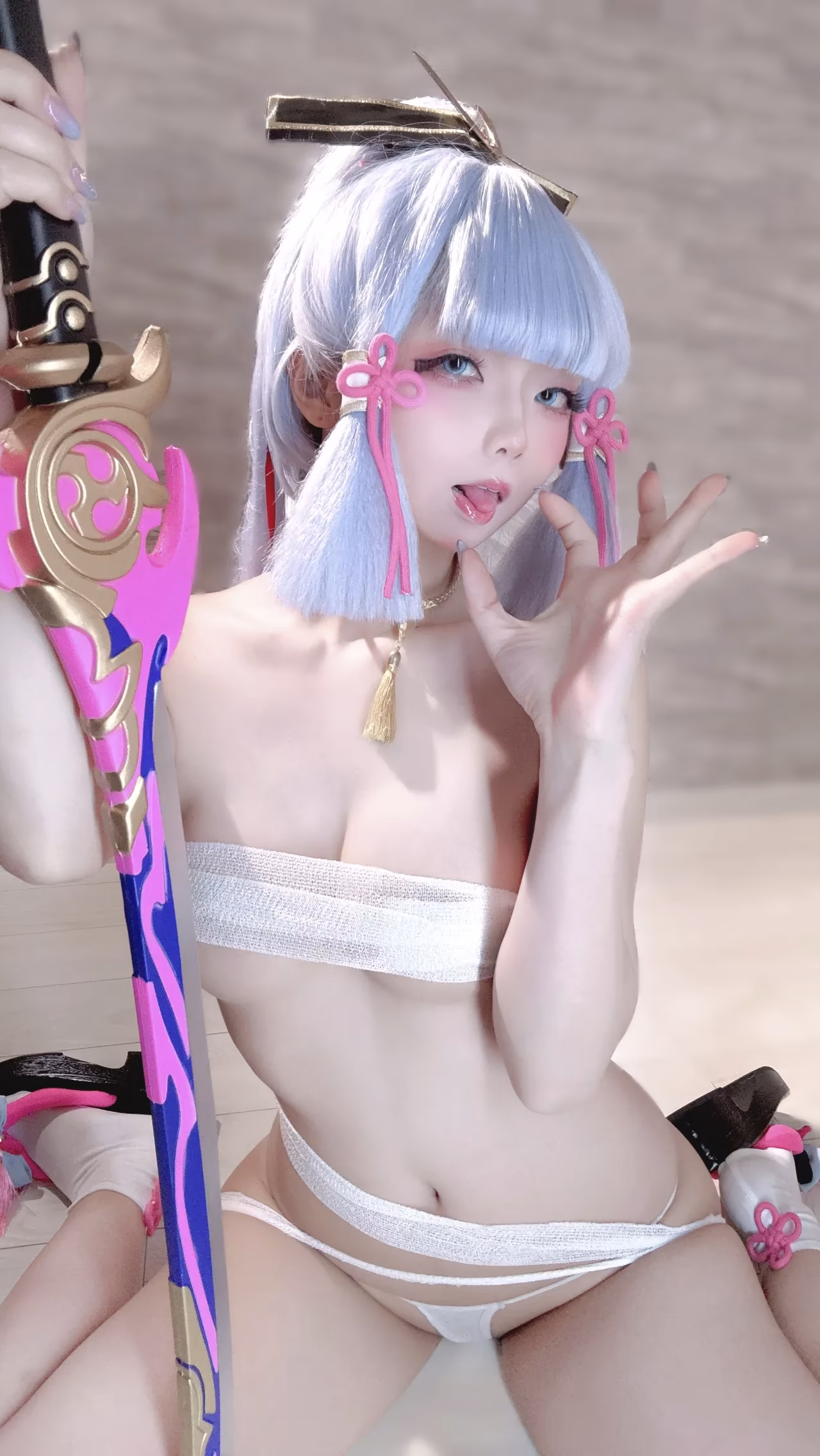 Chuchu Nagomitei as Kamisato Ayaka — cosplay photo 87 of 110