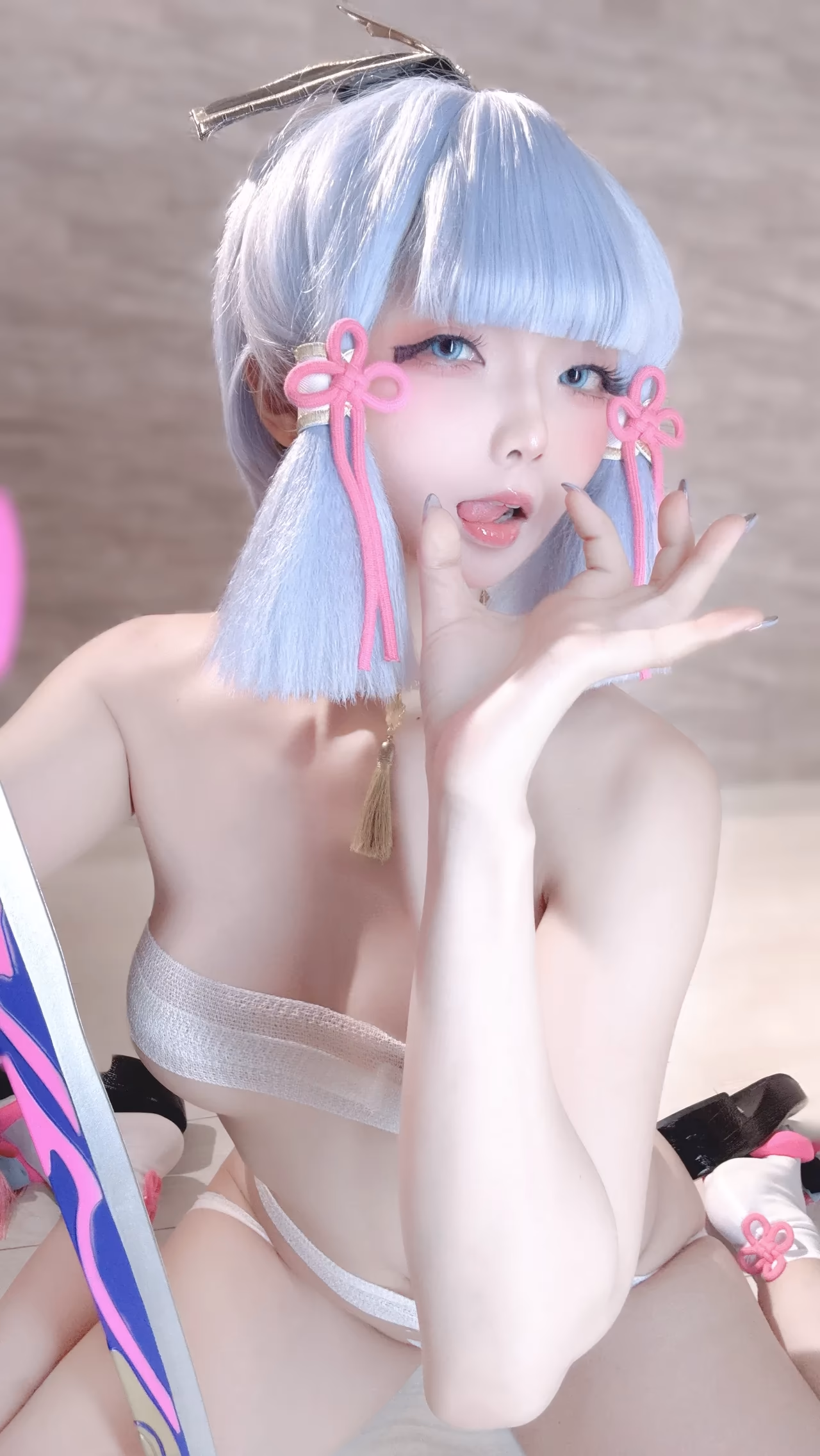 Chuchu Nagomitei as Kamisato Ayaka — cosplay photo 88 of 110