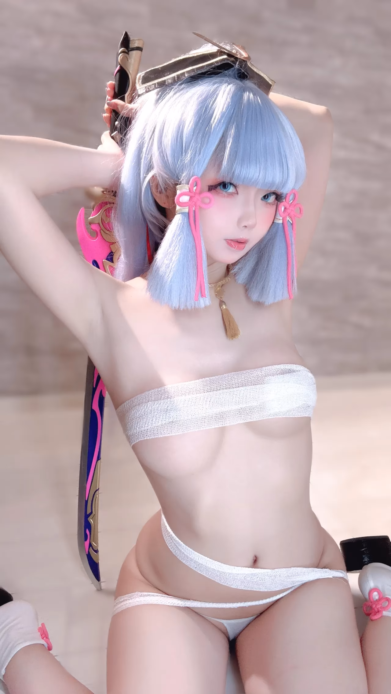 Chuchu Nagomitei as Kamisato Ayaka — cosplay photo 90 of 110