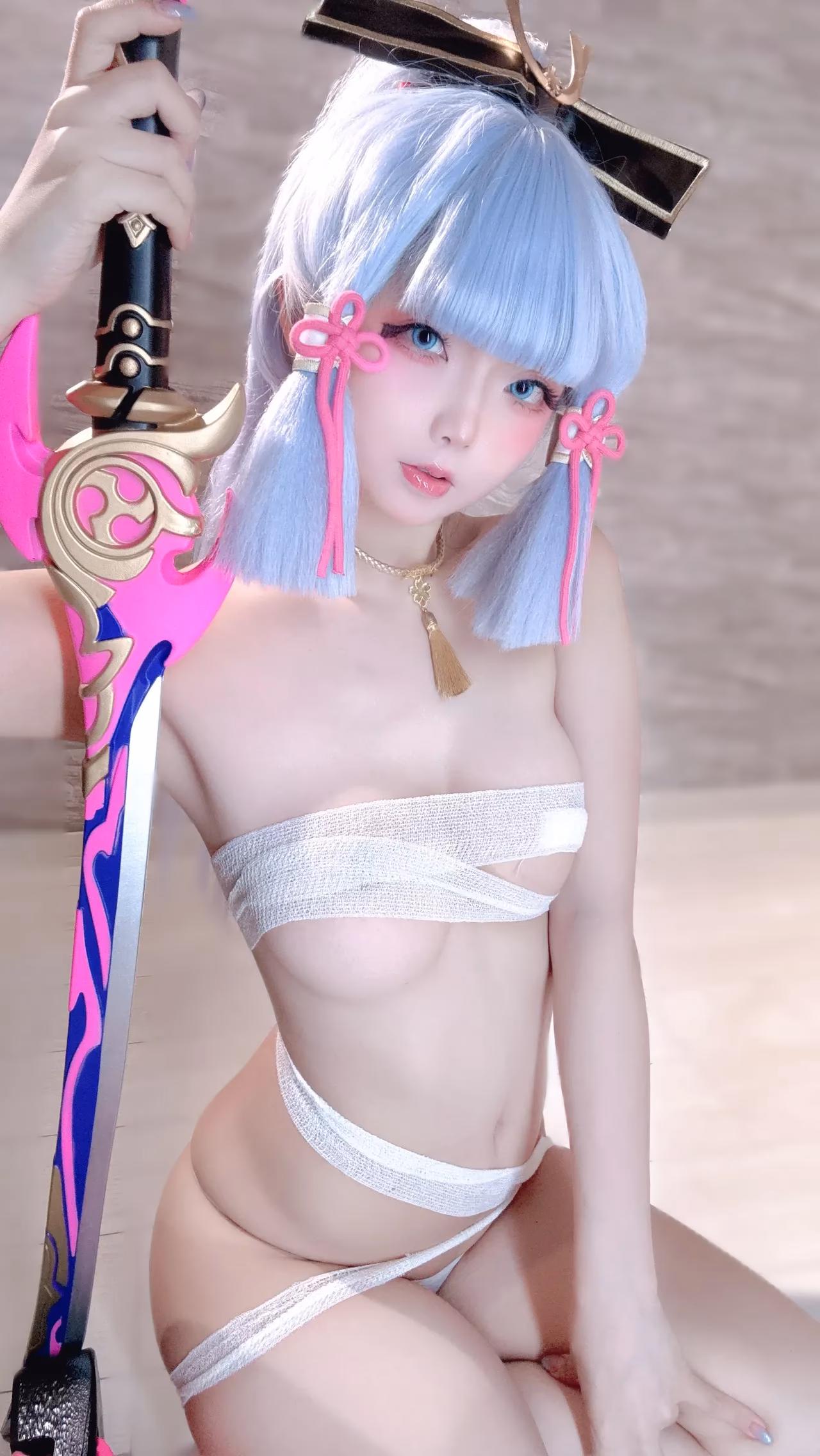 Chuchu Nagomitei as Kamisato Ayaka — cosplay photo 94 of 110