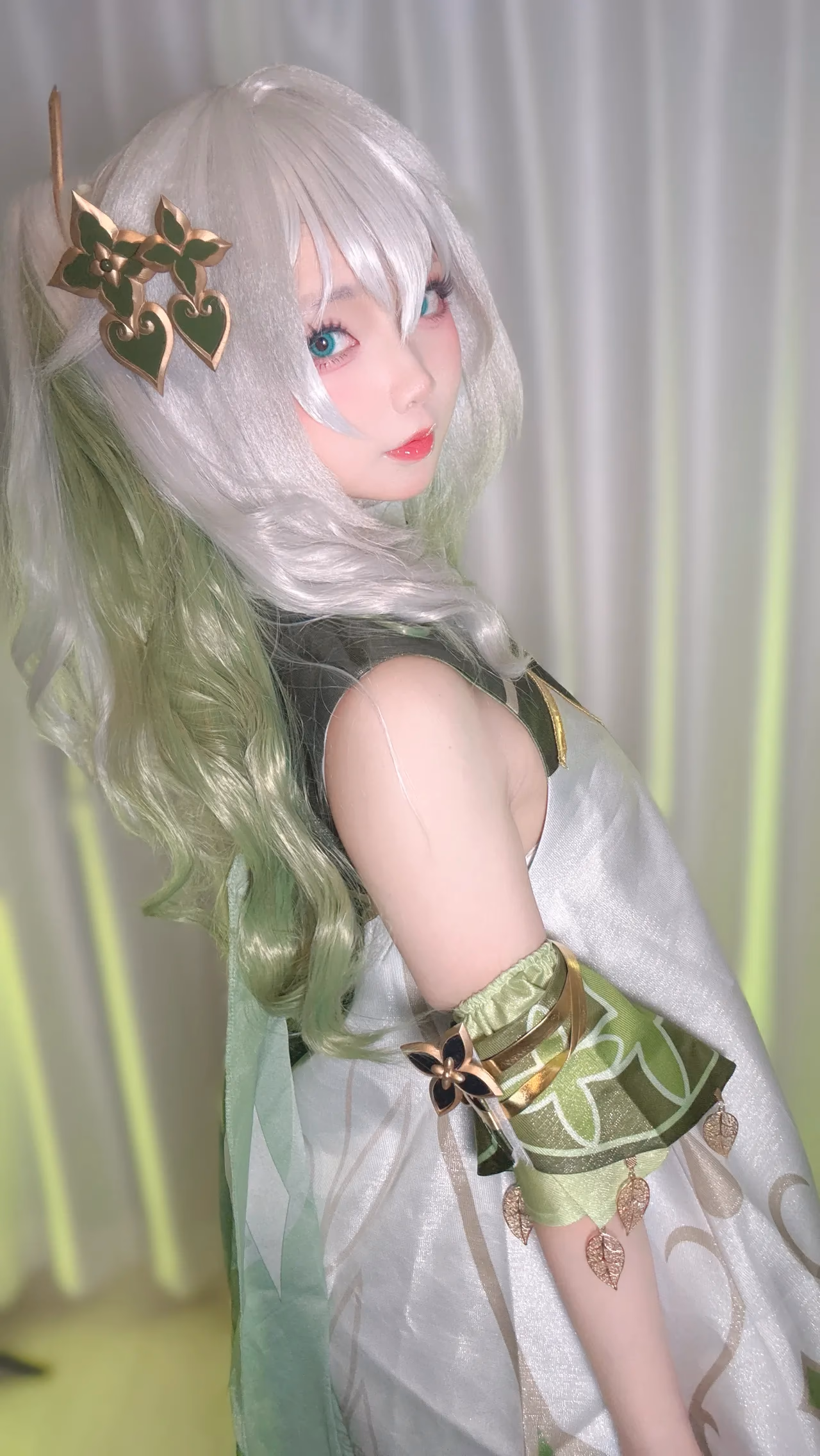 Chuchu Nagomitei as Nahida — cosplay photo 21 of 82