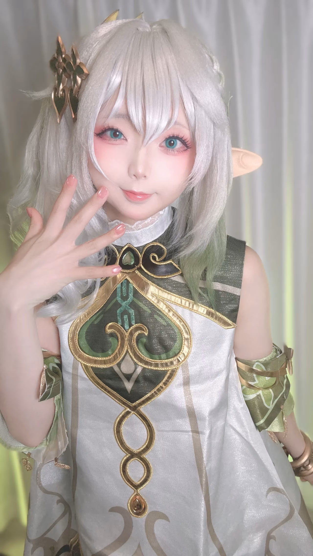 Chuchu Nagomitei as Nahida — cosplay photo 11 of 83