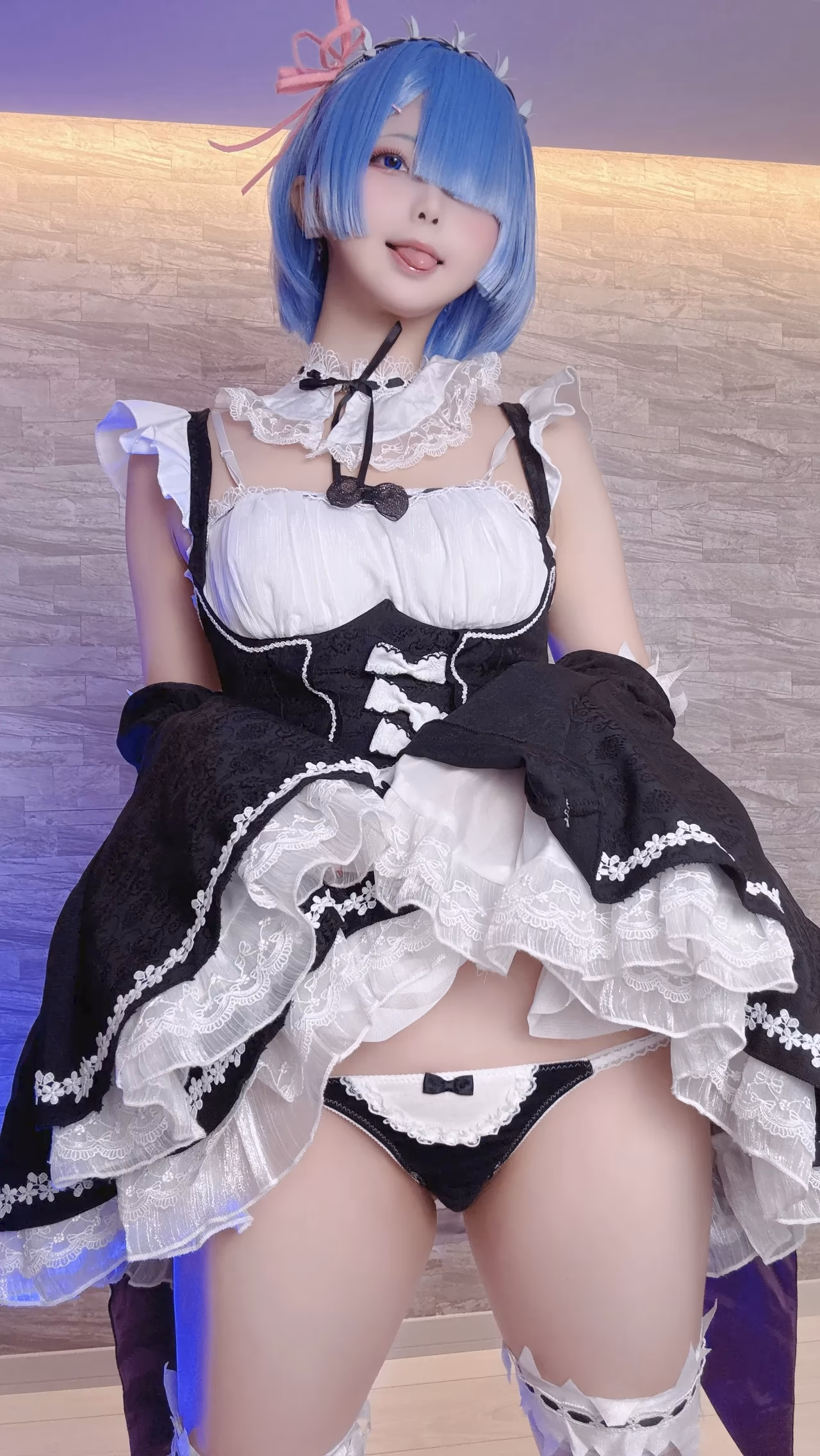Chuchu Nagomitei as Rem — cosplay photo 13 of 78