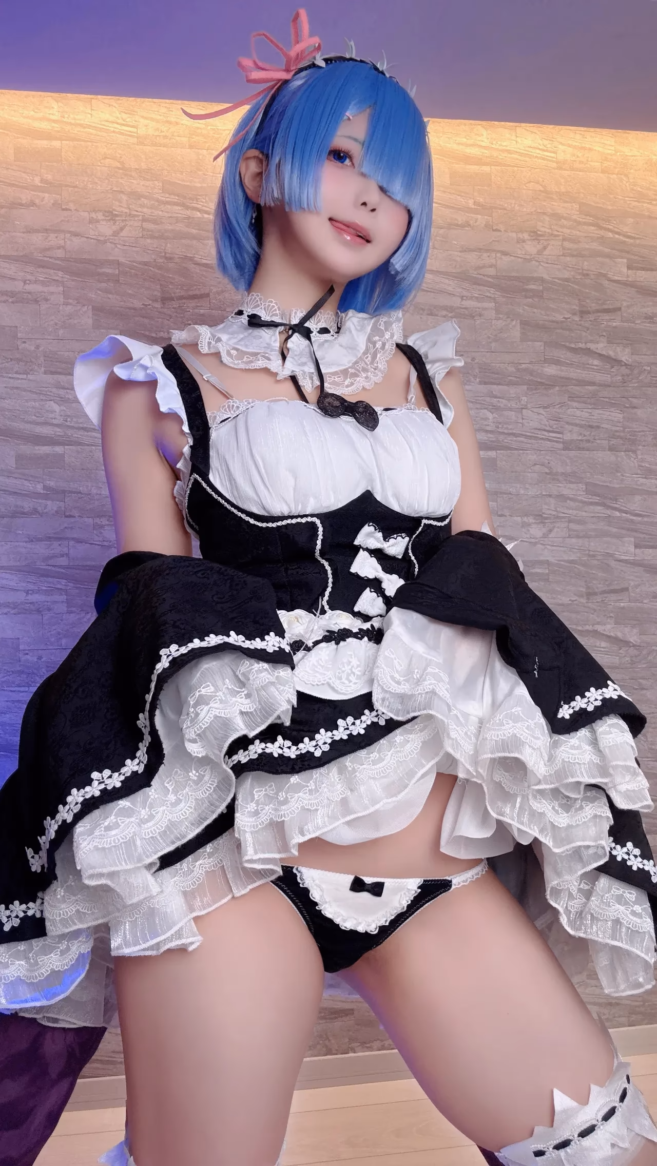 Chuchu Nagomitei as Rem — cosplay photo 14 of 78