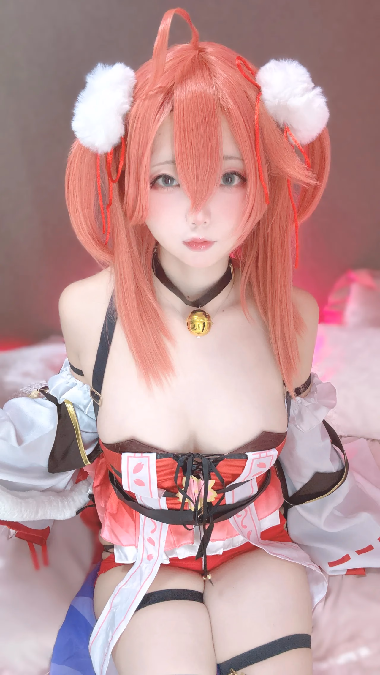 Chuchu Nagomitei as Sakura Miko — cosplay photo 13 of 89