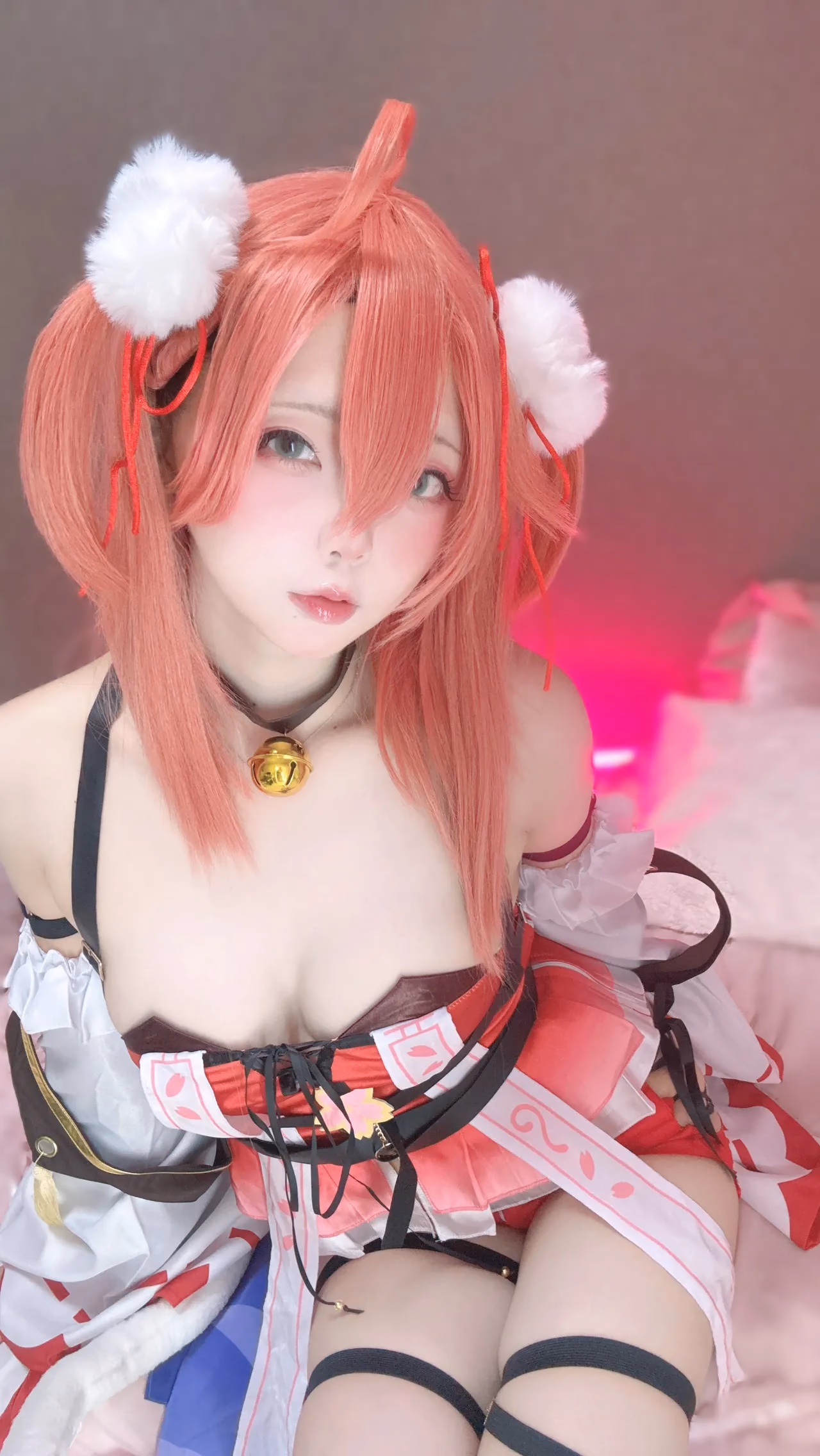 Chuchu Nagomitei as Sakura Miko — cosplay photo 18 of 89