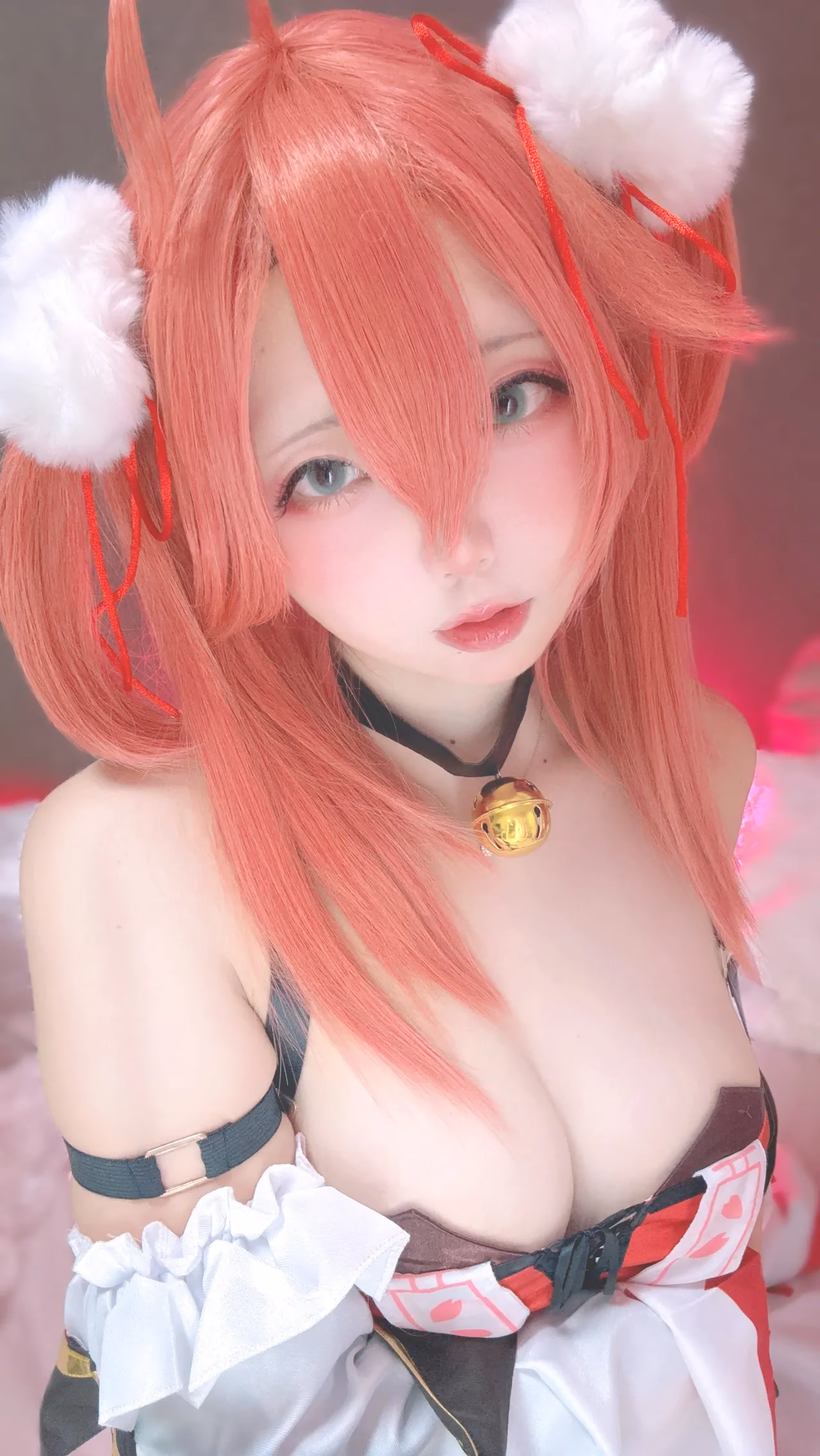 Chuchu Nagomitei as Sakura Miko — cosplay photo 26 of 89