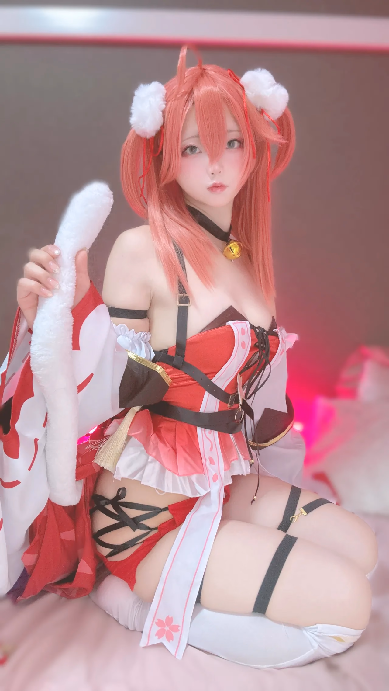 Chuchu Nagomitei as Sakura Miko — cosplay photo 36 of 89