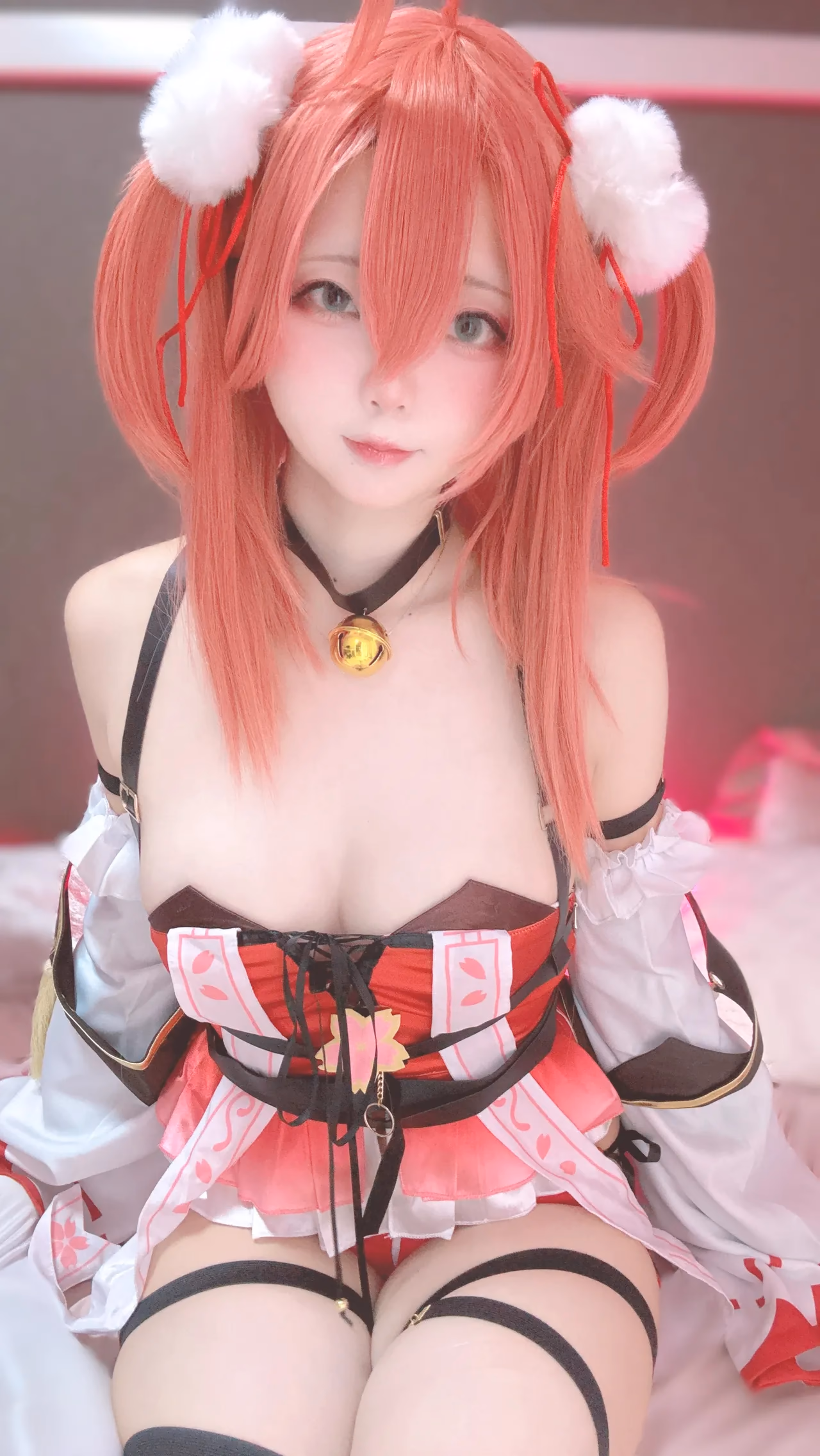 Chuchu Nagomitei as Sakura Miko — cosplay photo 39 of 89