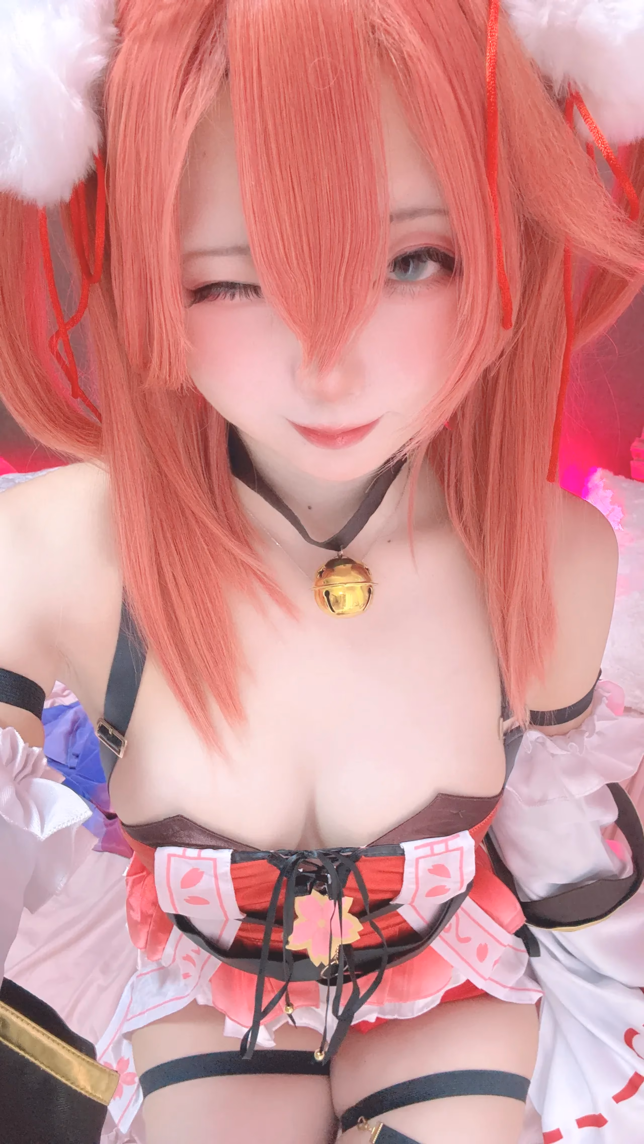 Chuchu Nagomitei as Sakura Miko — cosplay photo 46 of 89