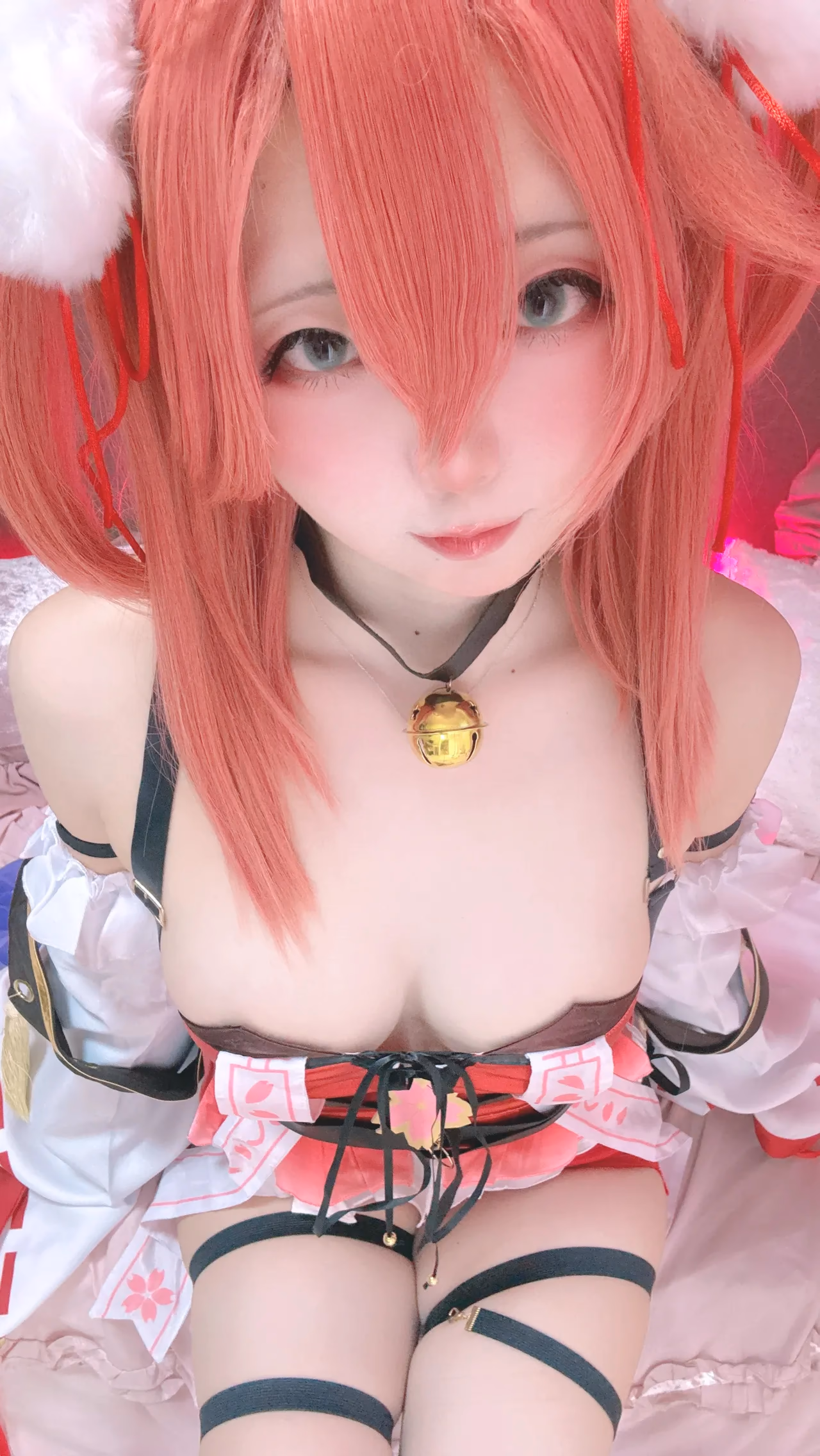 Chuchu Nagomitei as Sakura Miko — cosplay photo 48 of 89