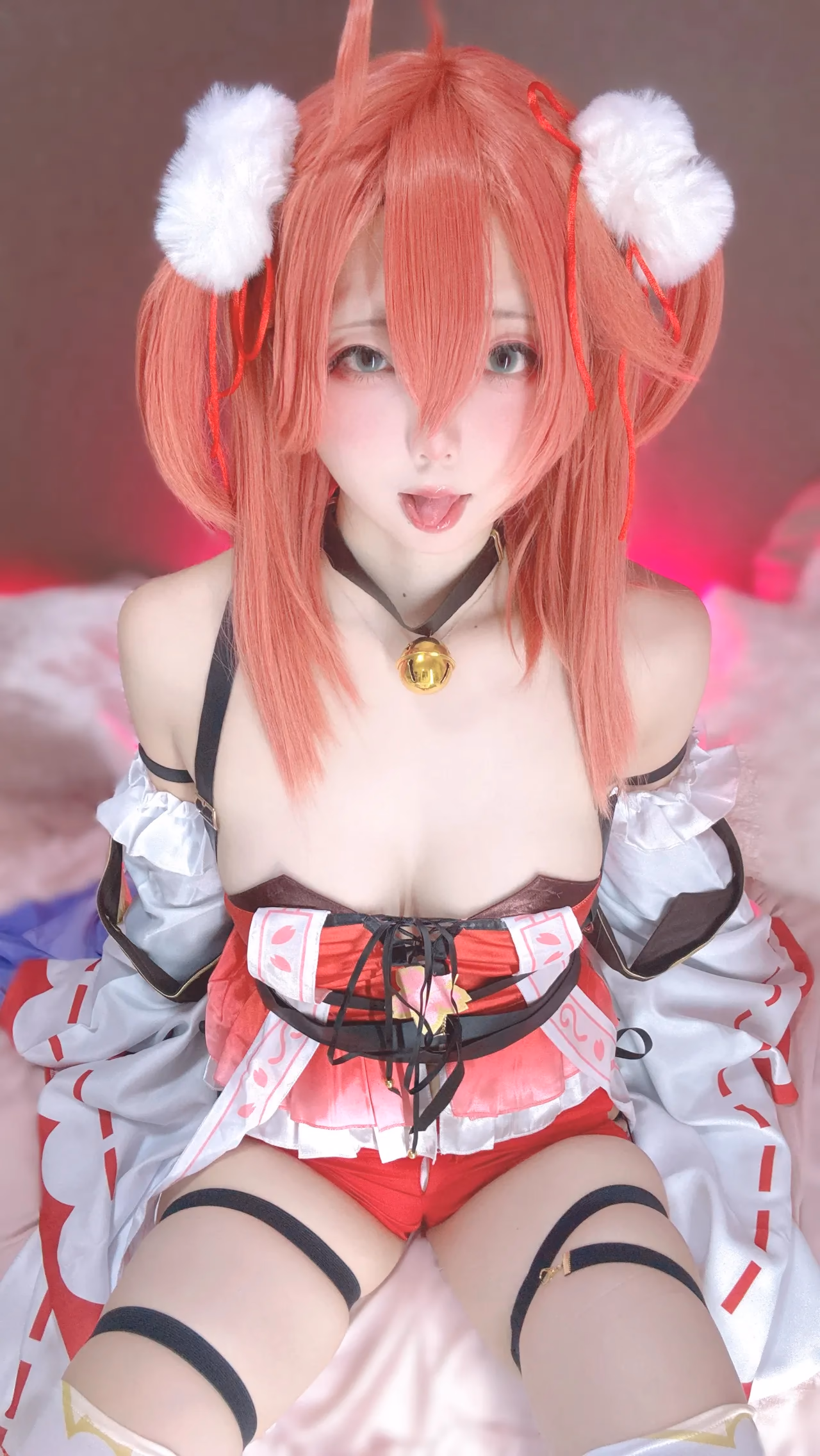 Chuchu Nagomitei as Sakura Miko — cosplay photo 51 of 89